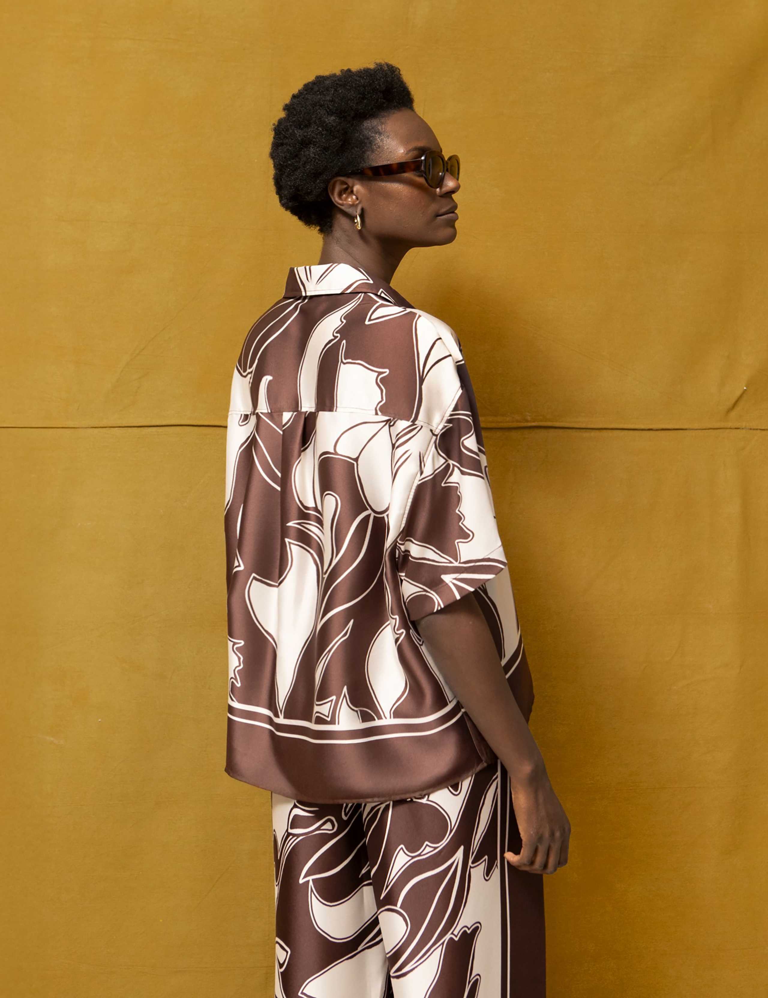 Swirl Collared Relaxed Blouse 5 of 5