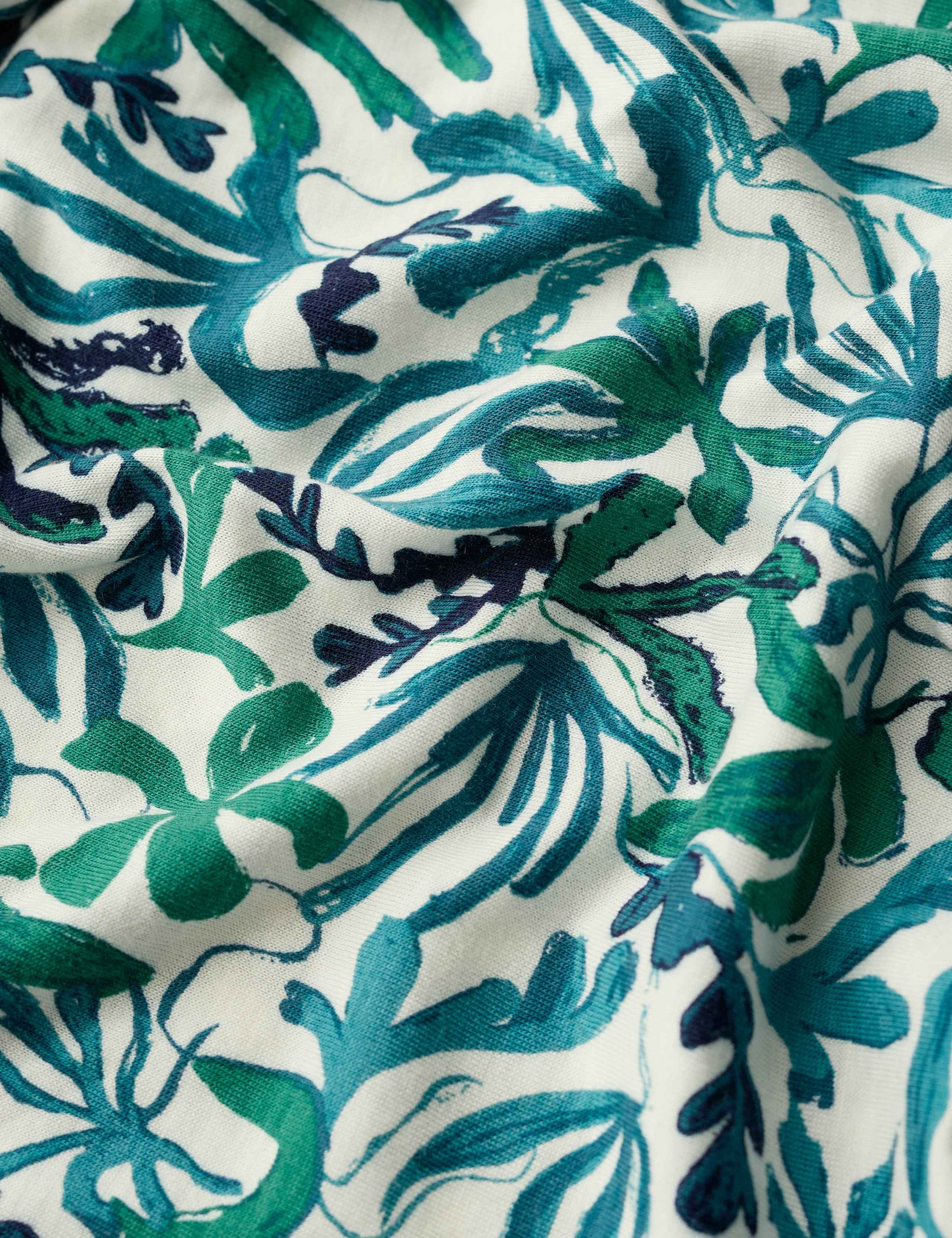 Cotton Blend Leaf Print Scoop Neck T-Shirt 5 of 5