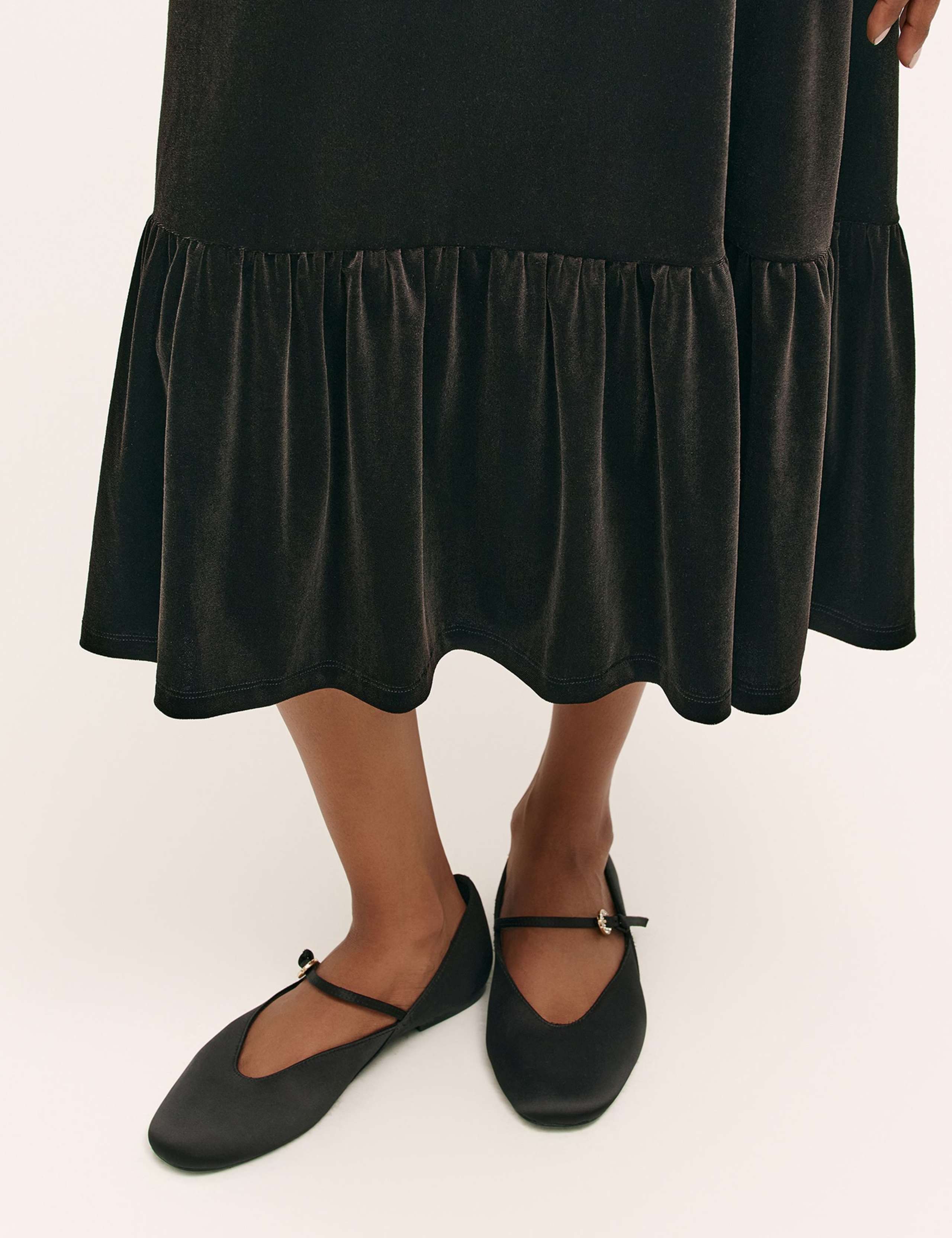 Velvet Midi Tiered Skirt 4 of 4