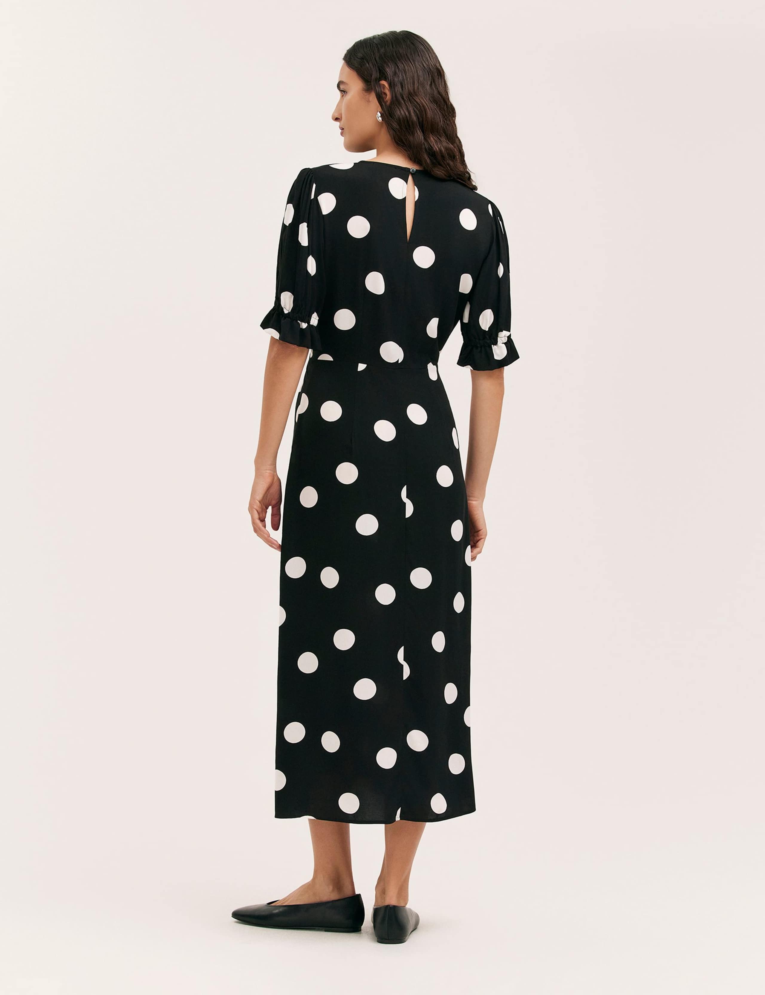Polka Dot Round Neck Midi Tea Dress 3 of 4