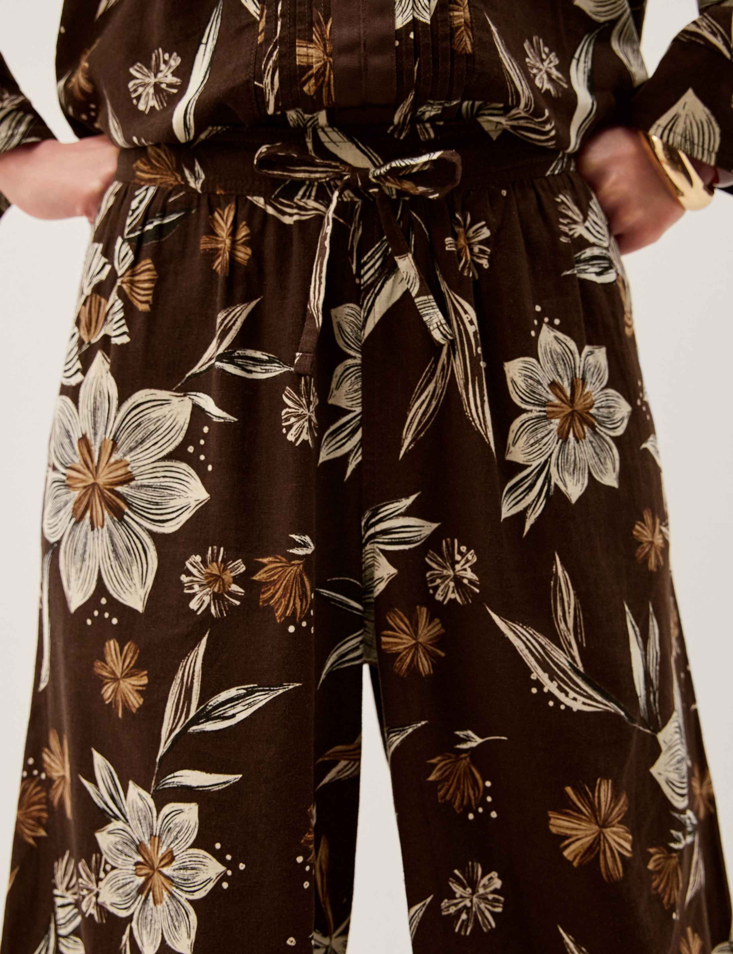 Linen Rich Floral Straight Leg Cropped Trousers 6 of 6