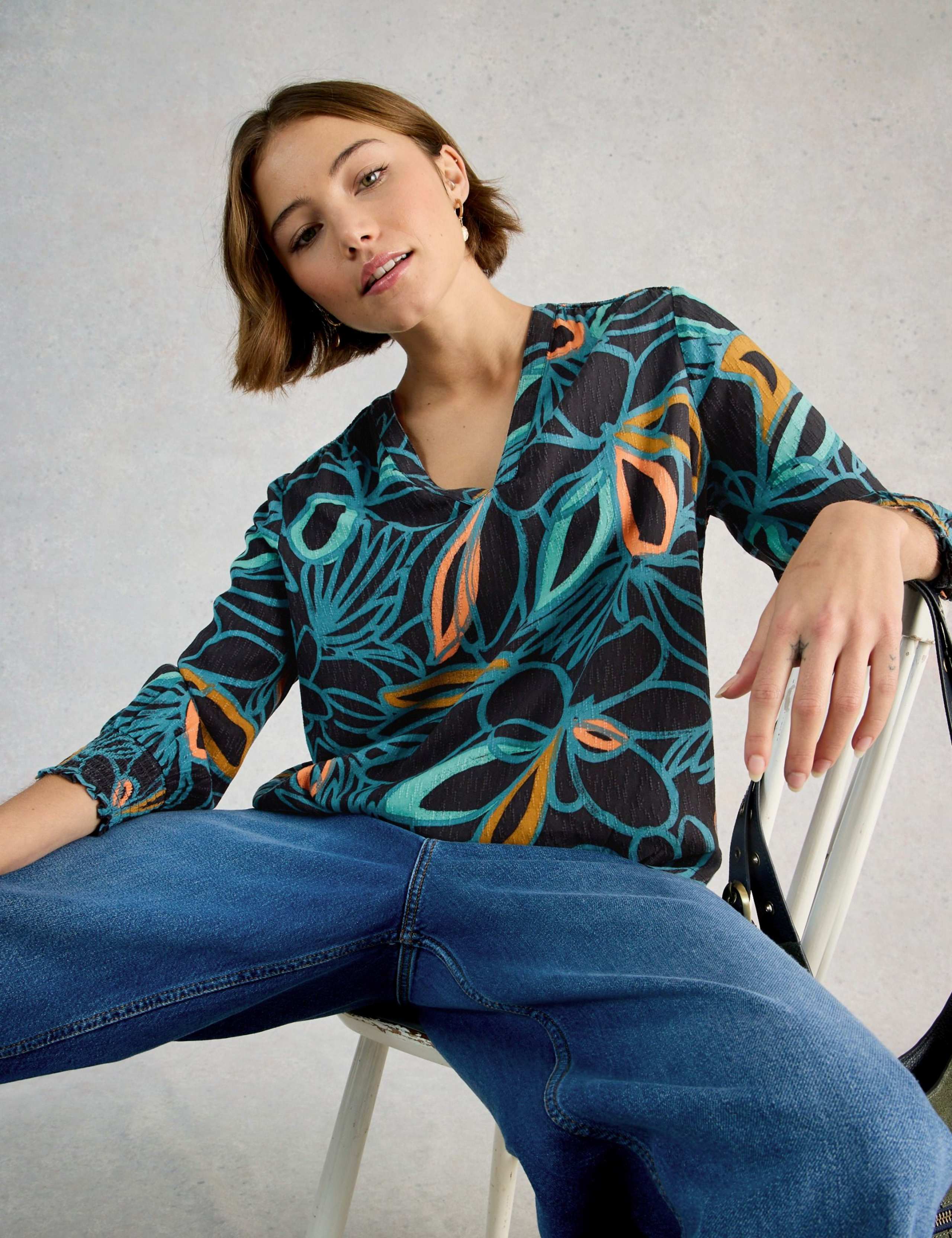 Printed V-Neck Blouse 3 of 6