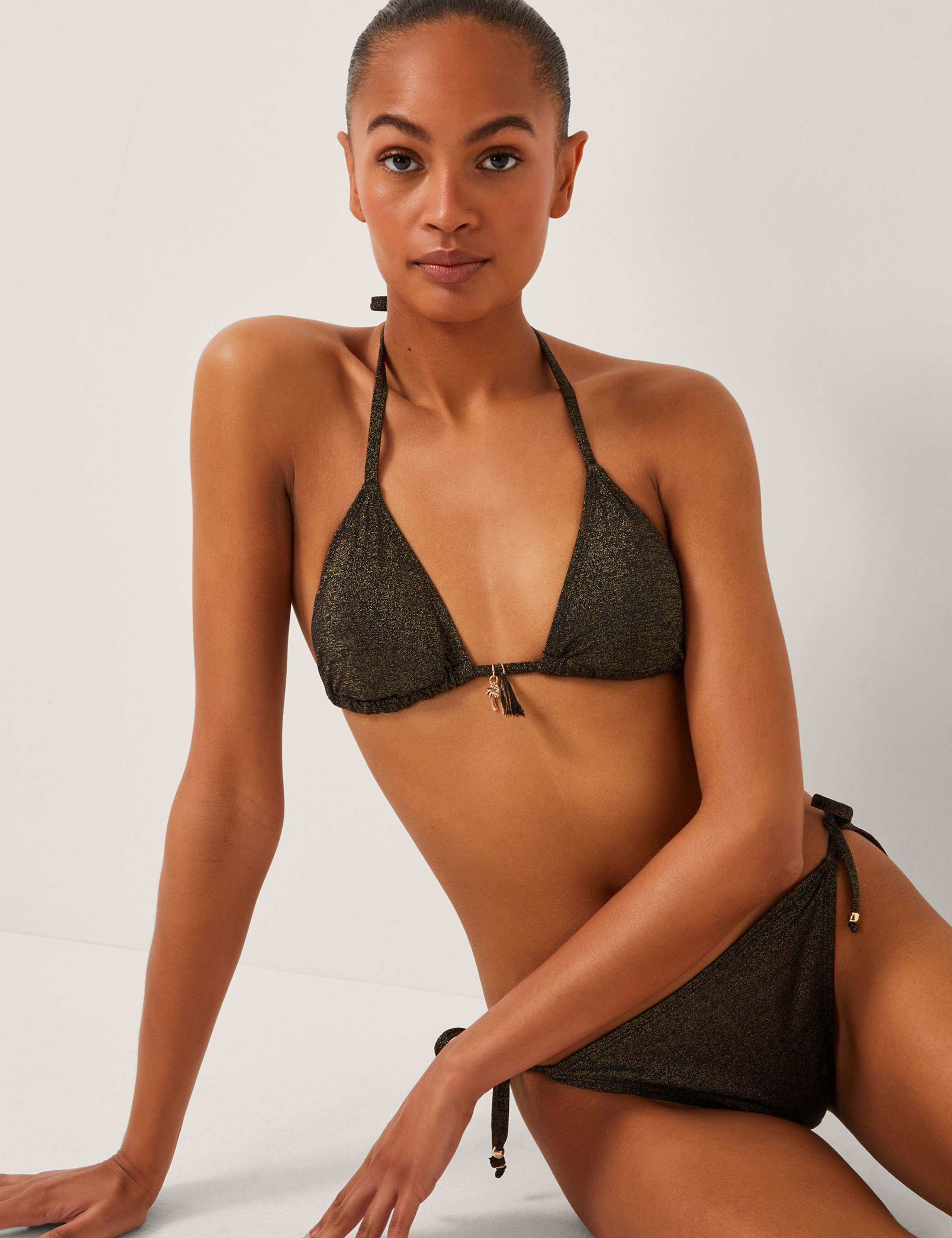 Padded Non Wired Sweetheart Neck Swimsuit 4 of 5