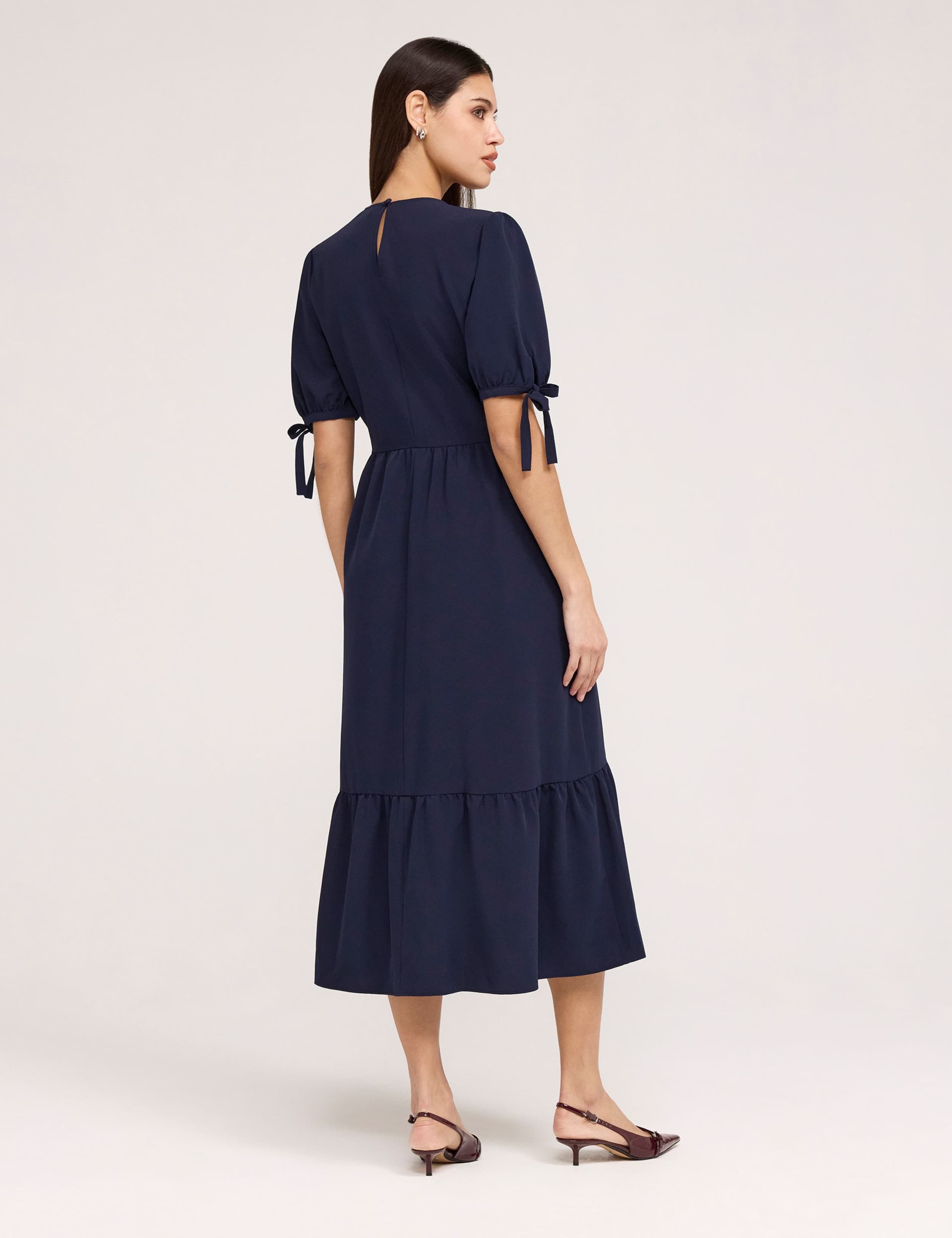 Crepe Tie Detail Tiered Midi Dress 4 of 5