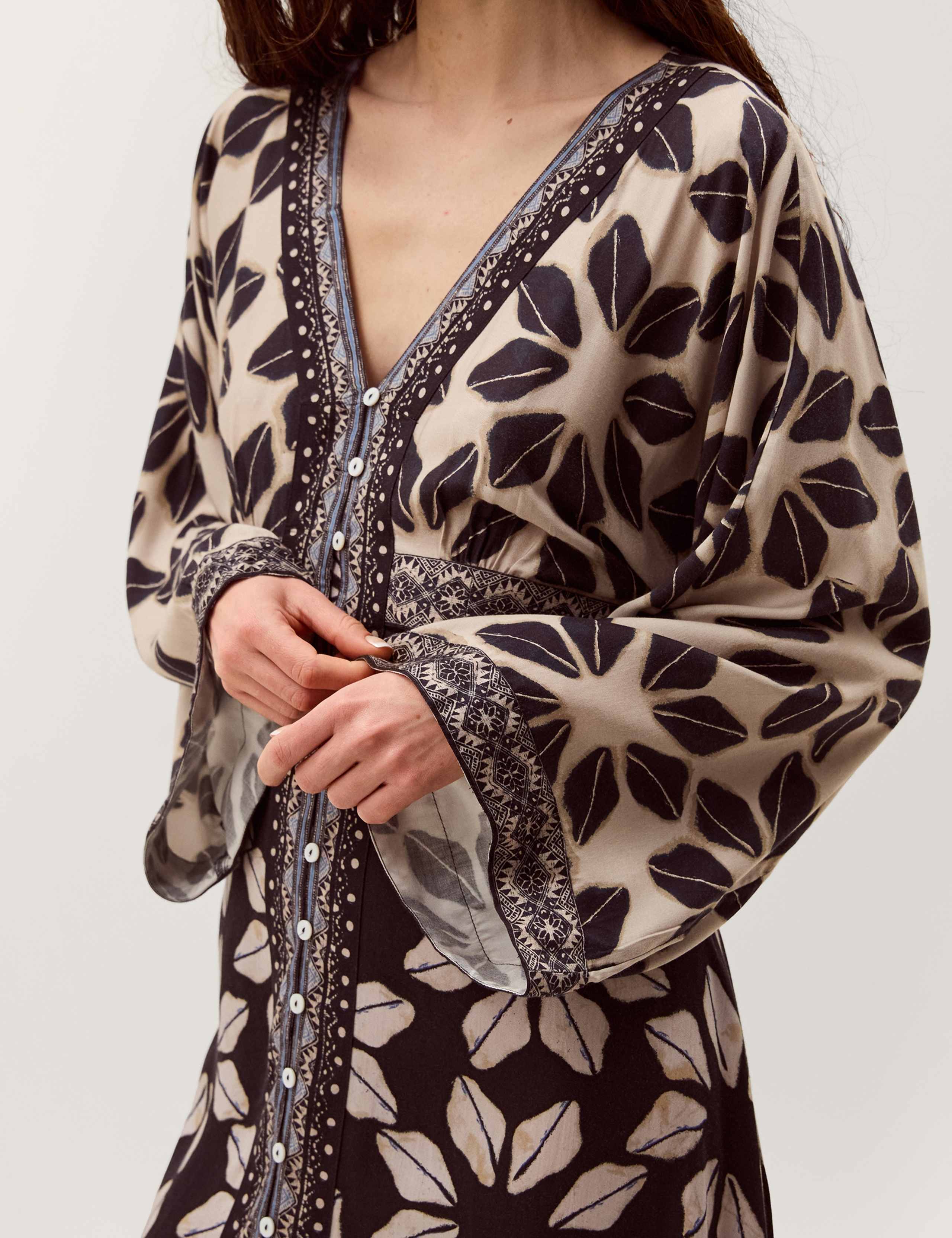 Printed V-Neck Midi Kaftan Dress 6 of 6
