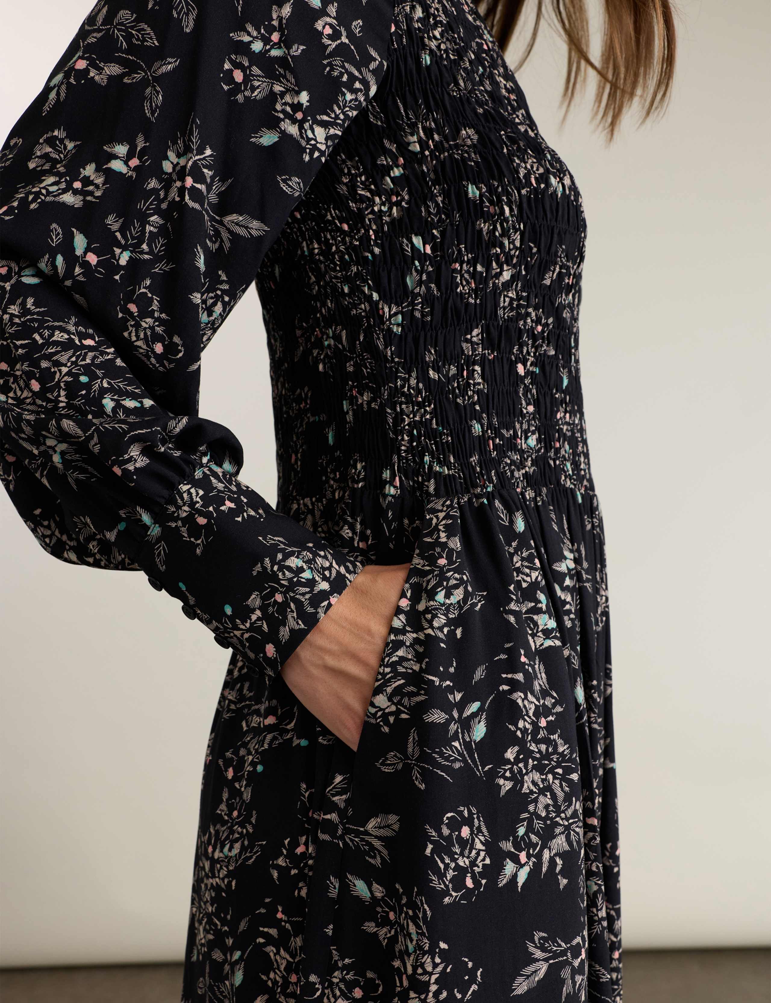 Printed Maxi Dress 7 of 7