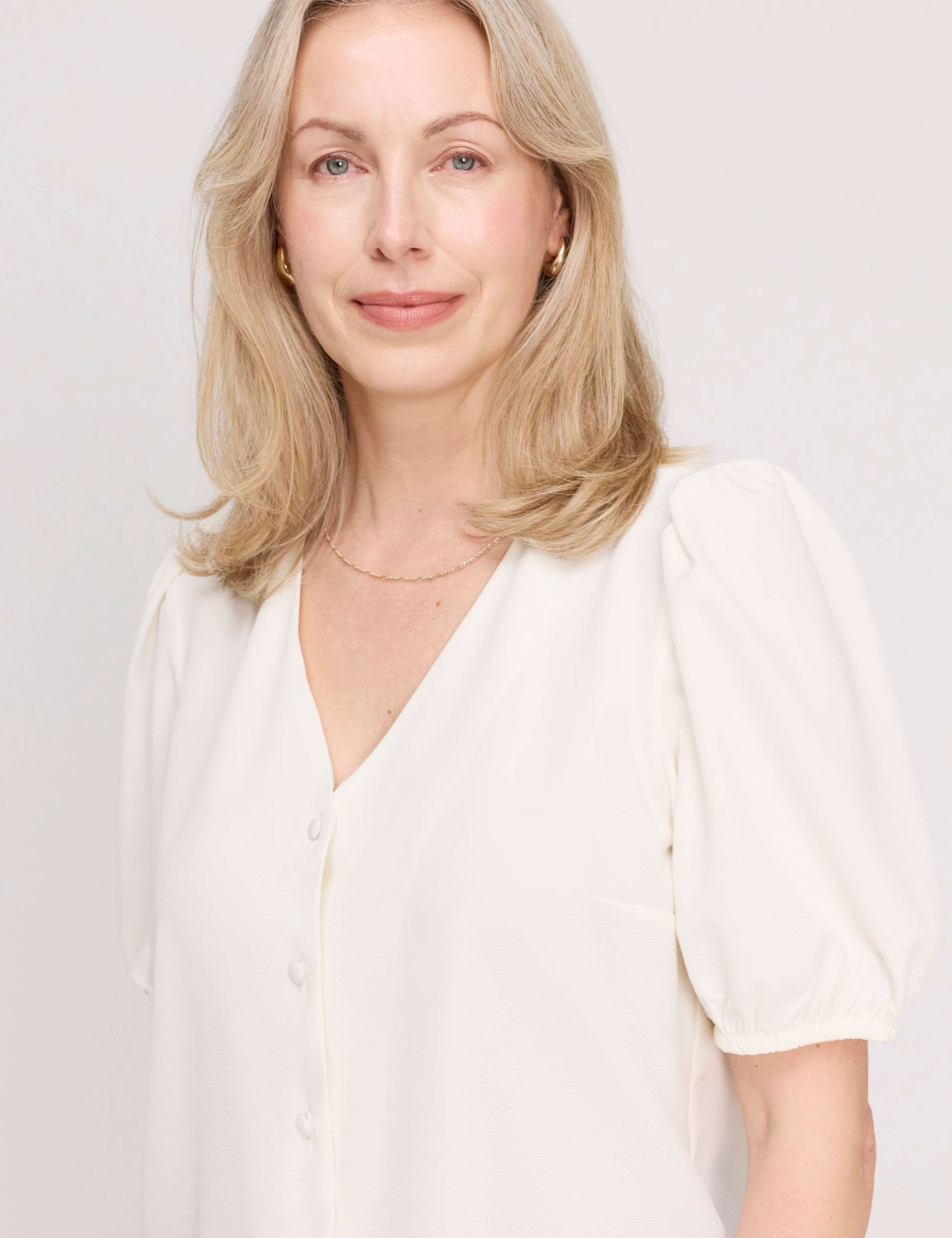 V-Neck Short Sleeve Button-Through Top 5 of 5