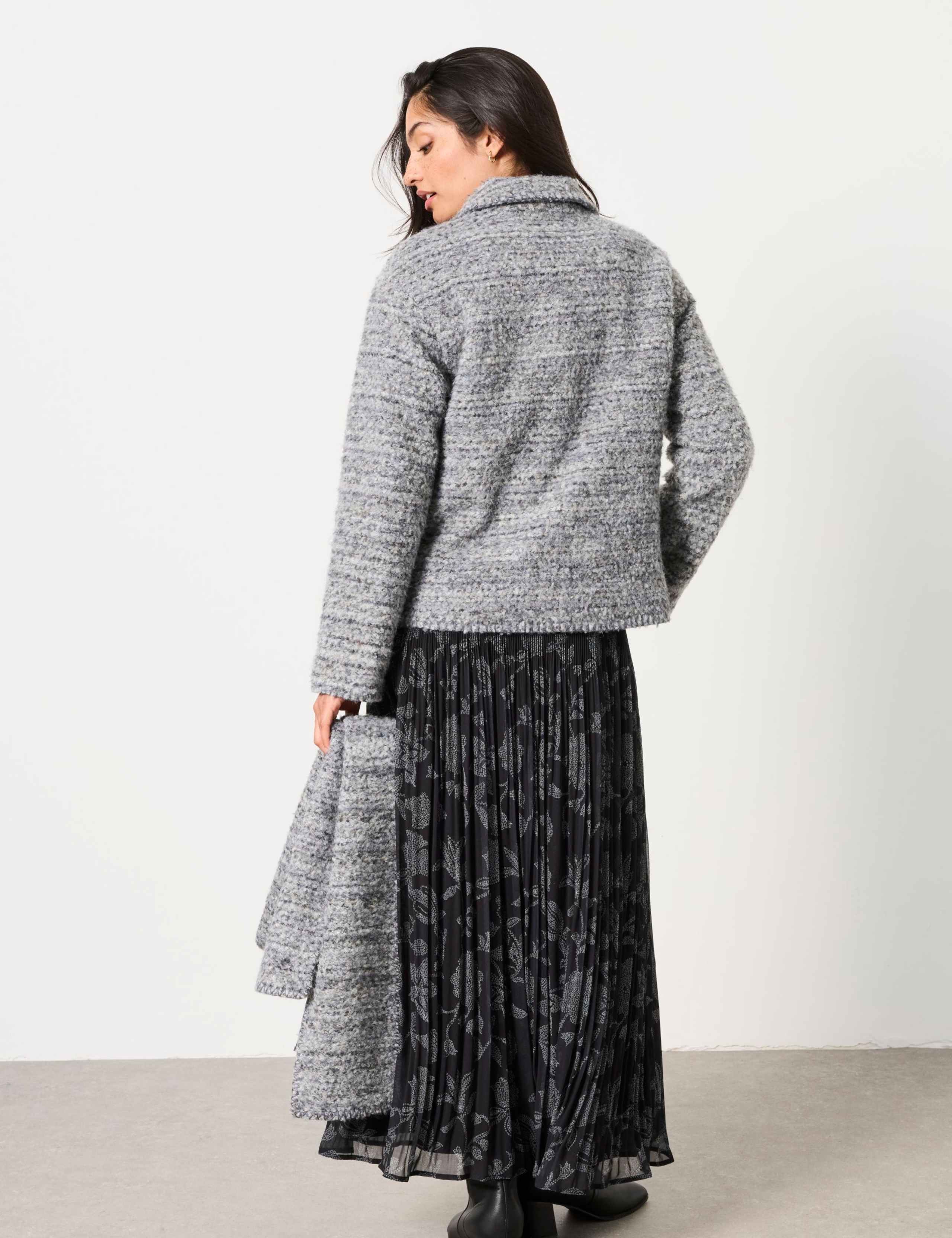 Herringbone Short Jacket with Scarf 6 of 9