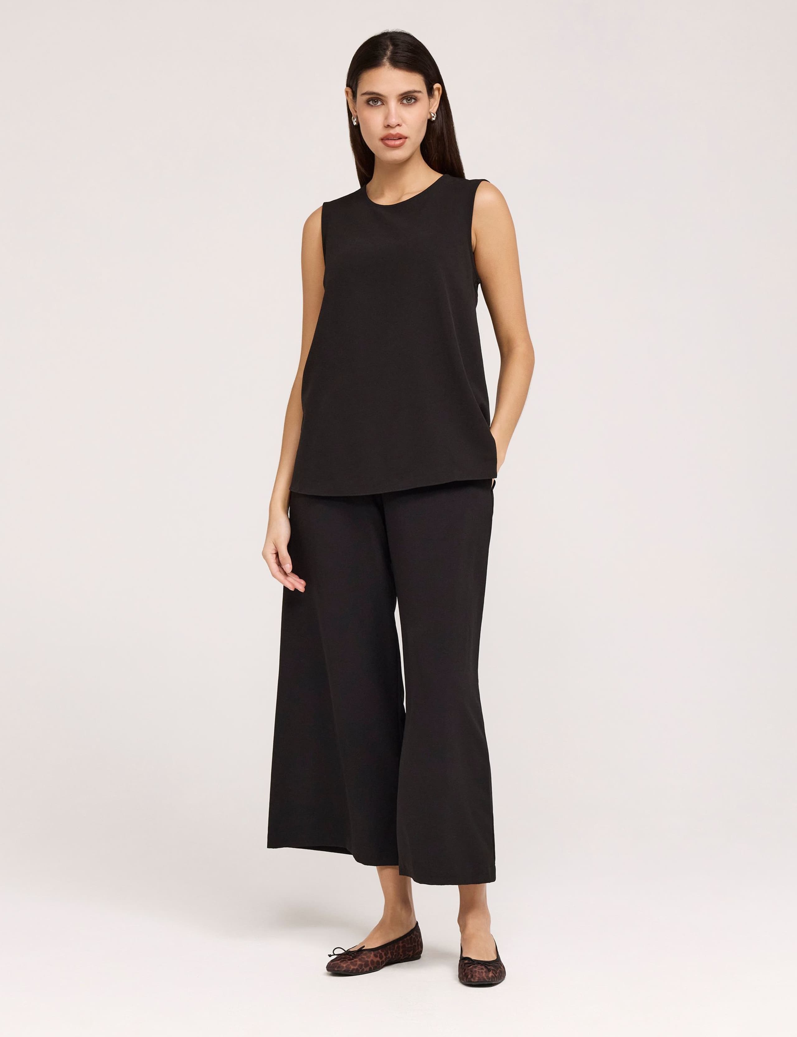 Round Neck Shell Top 7 of 8