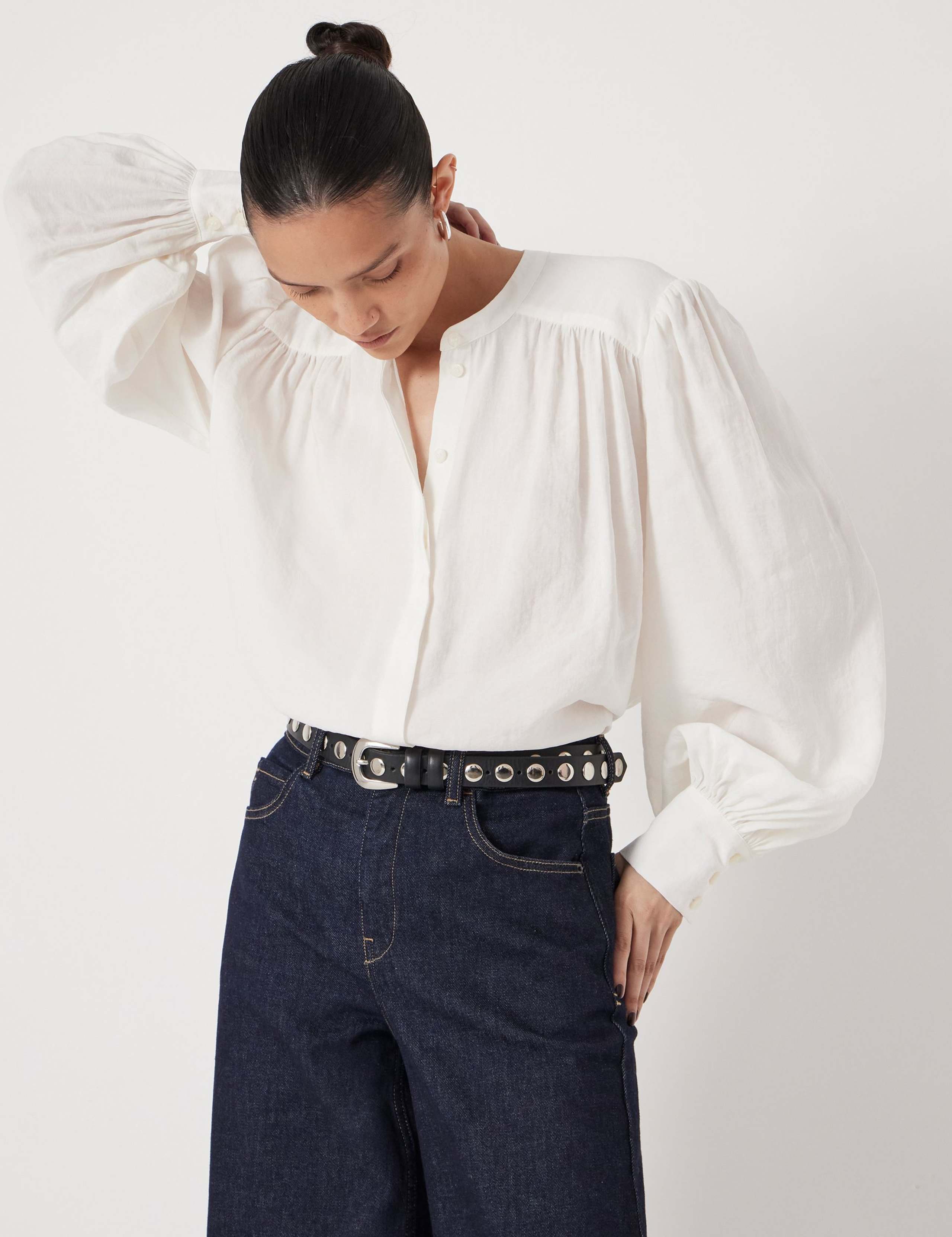 Modal Rich Relaxed Puff Sleeve Blouse 3 of 4