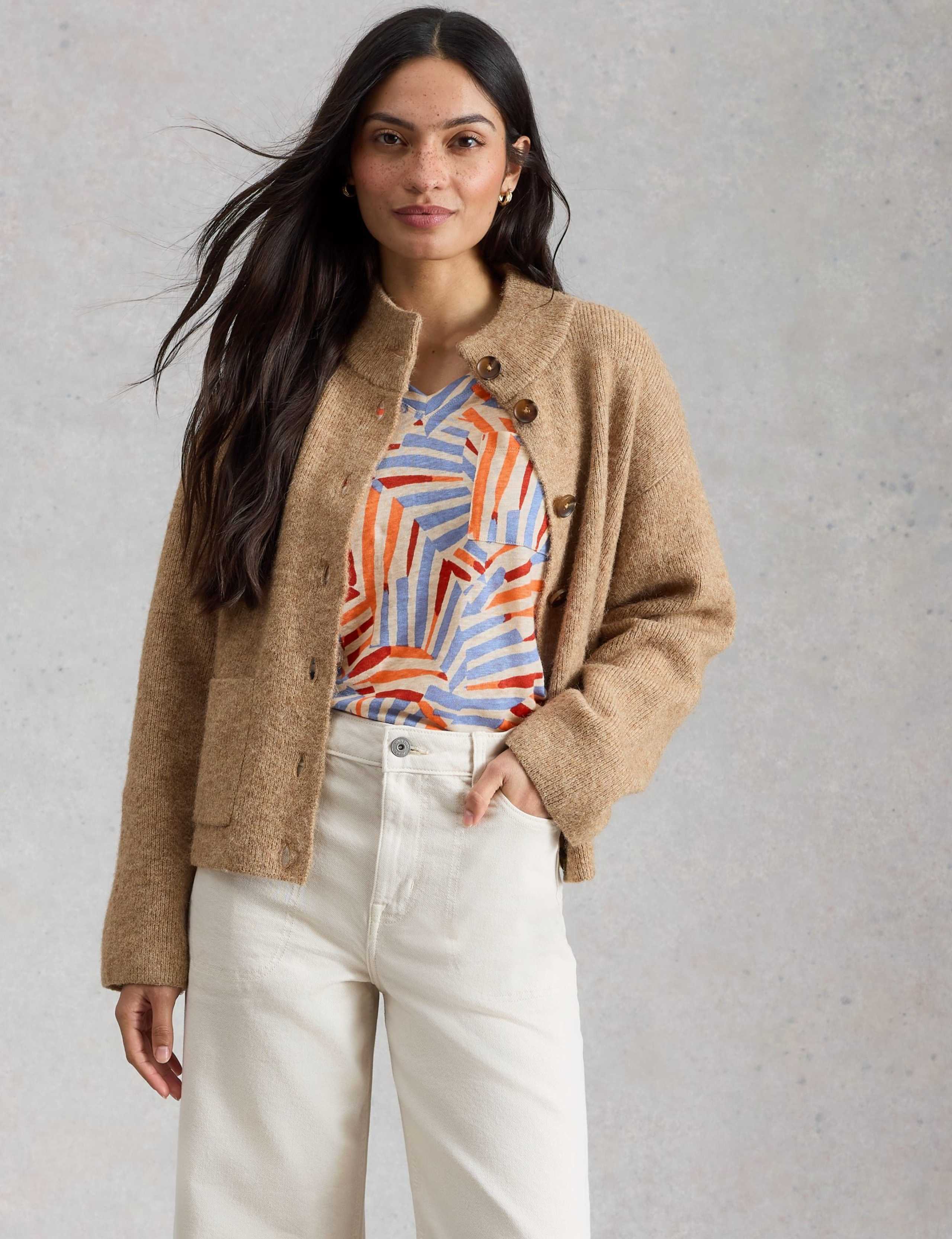 Pure Linen V-Neck T-Shirt 3 of 6