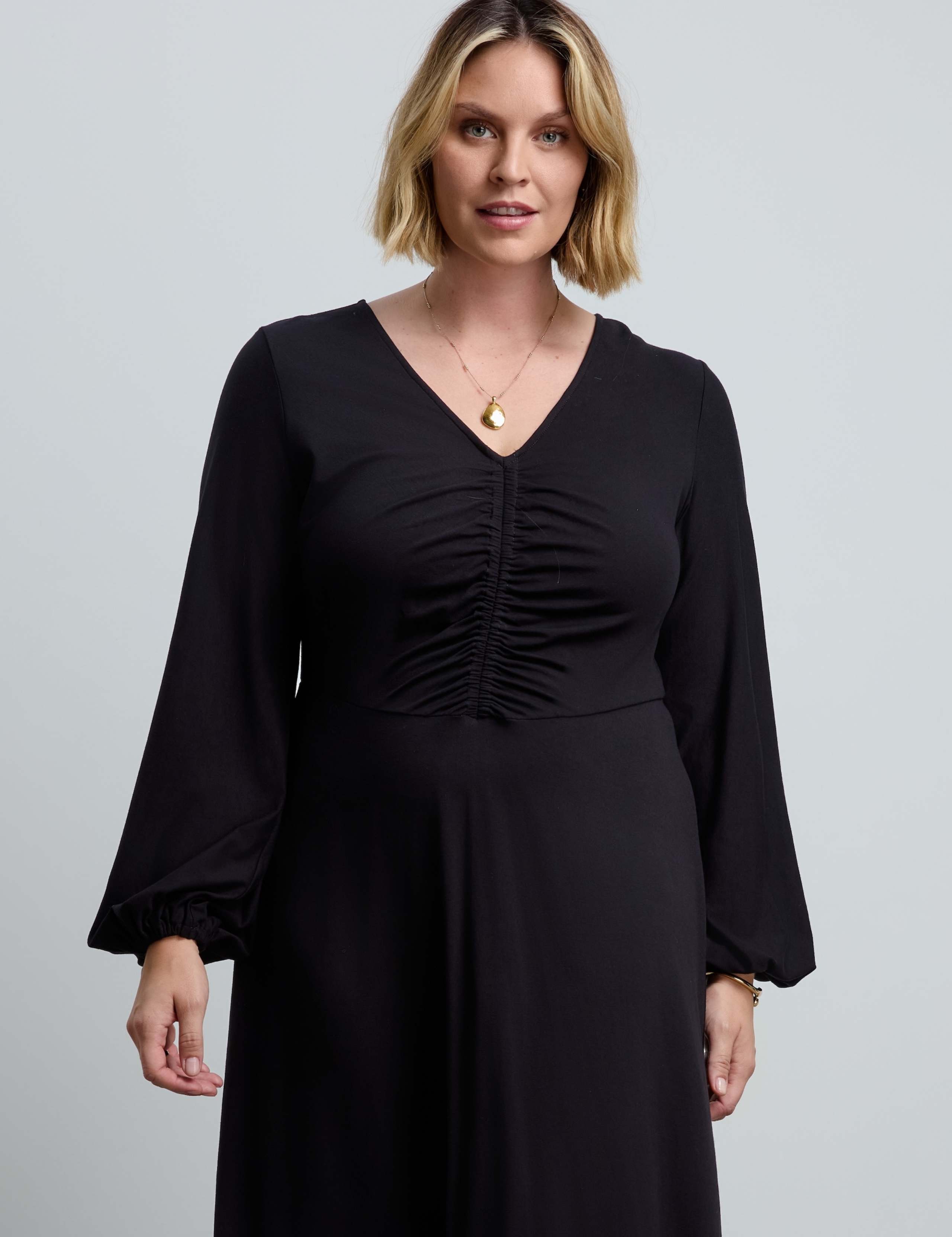 Curve Jersey V Neck Ruched Midaxi Swing Dress 5 of 5