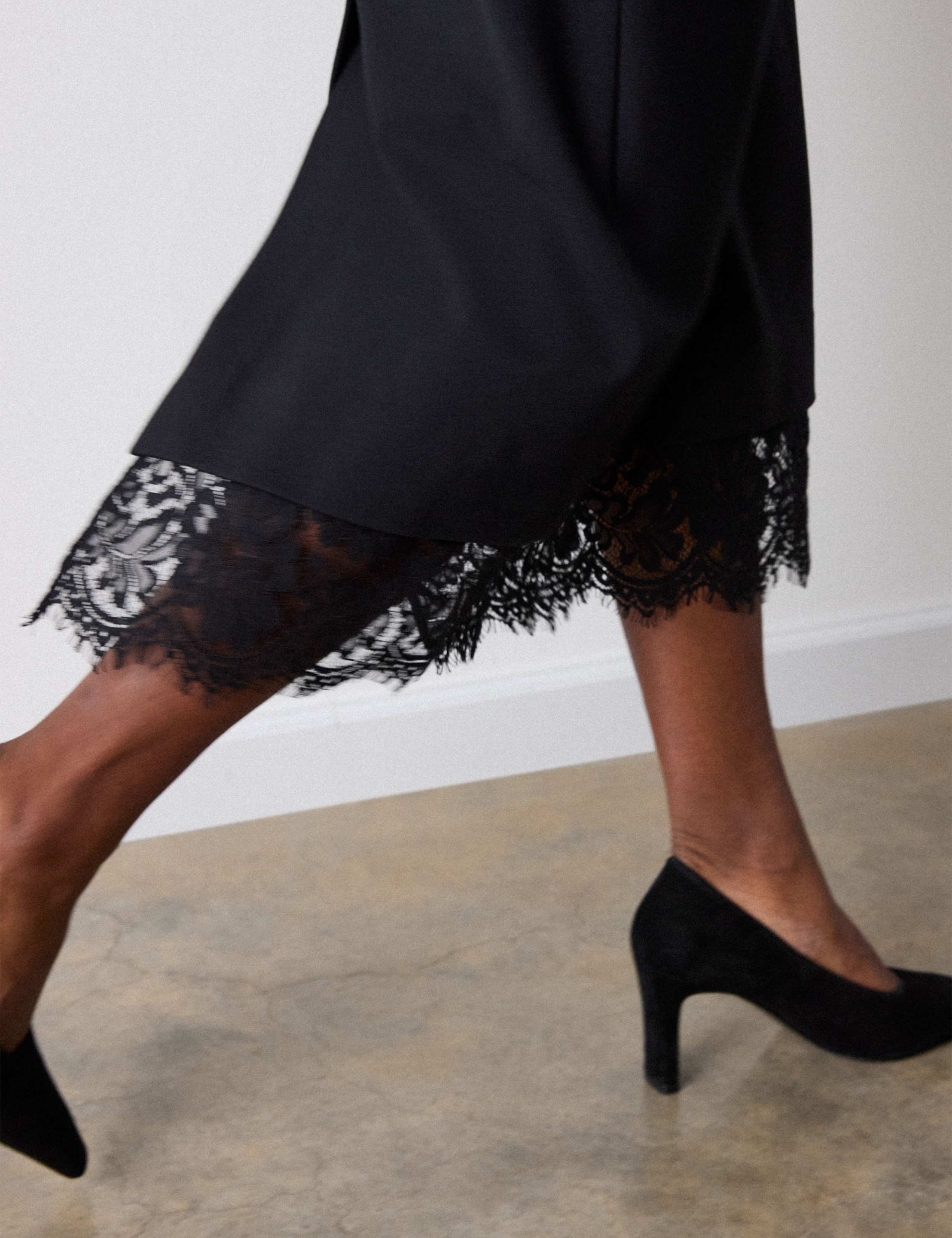 Detachable Lace Trim Midi T-Shirt Dress 6 of 6