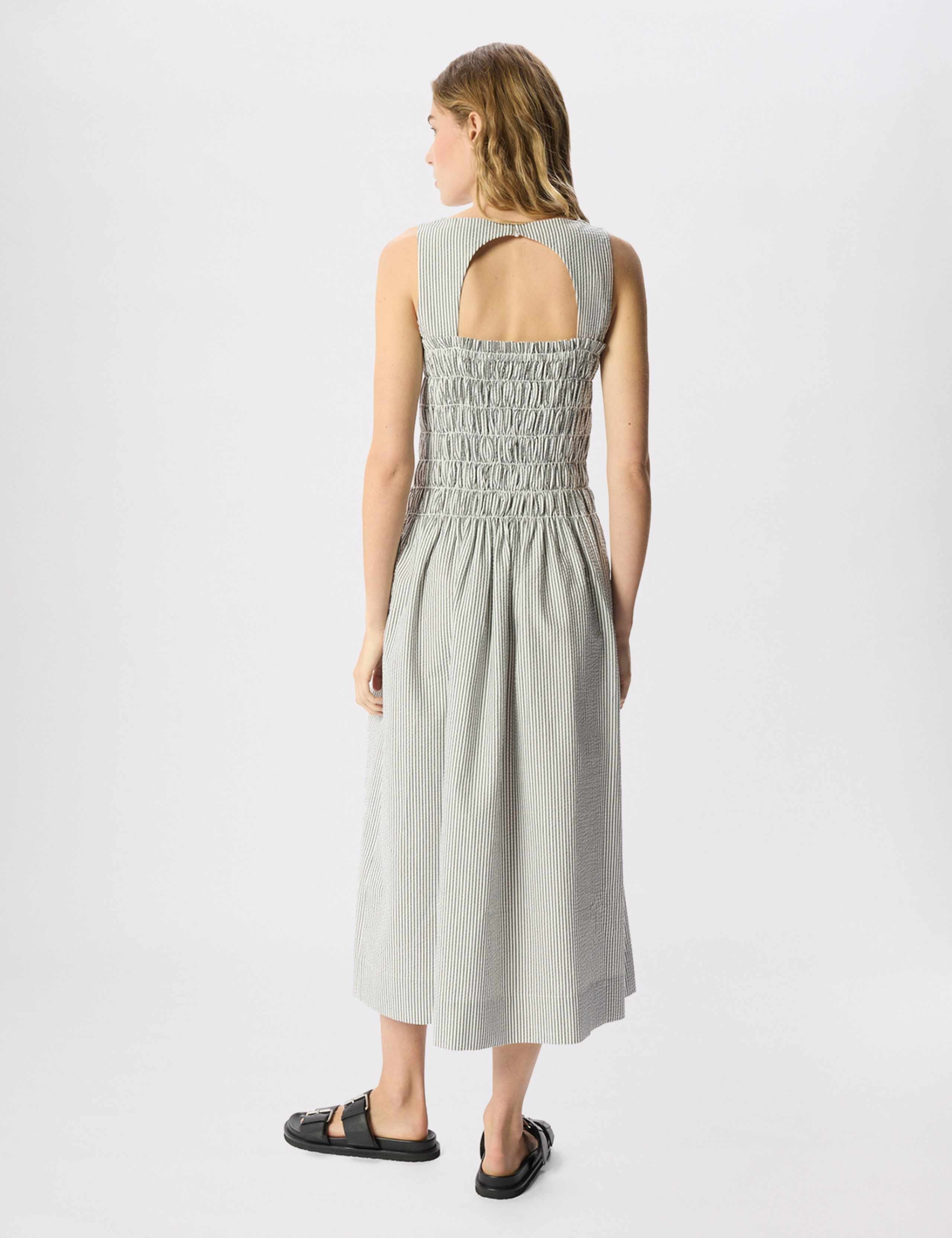 Seersucker Ruched Bodice Dress 5 of 6