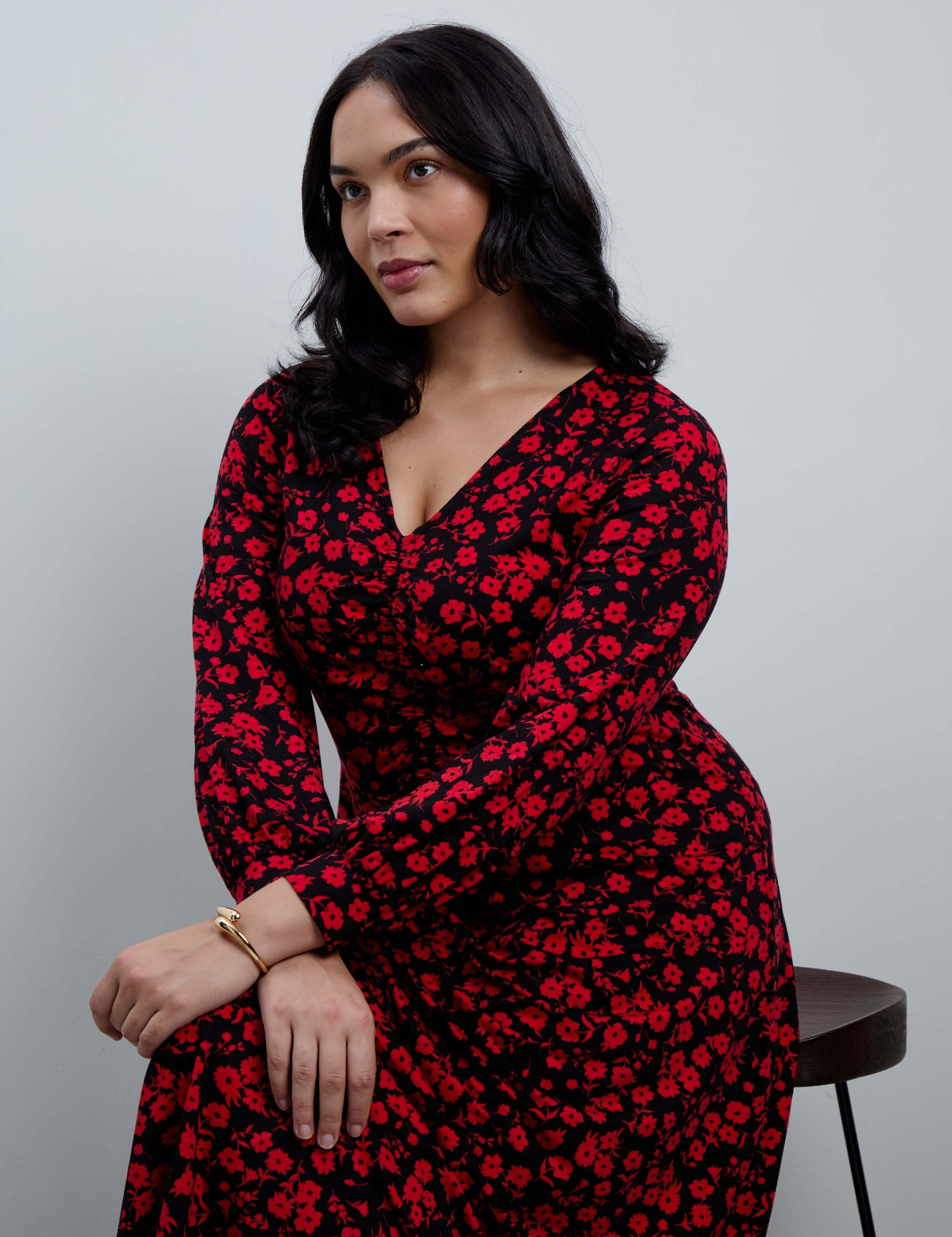 Curve Jersey Printed V Neck Midaxi Swing Dress 7 of 8