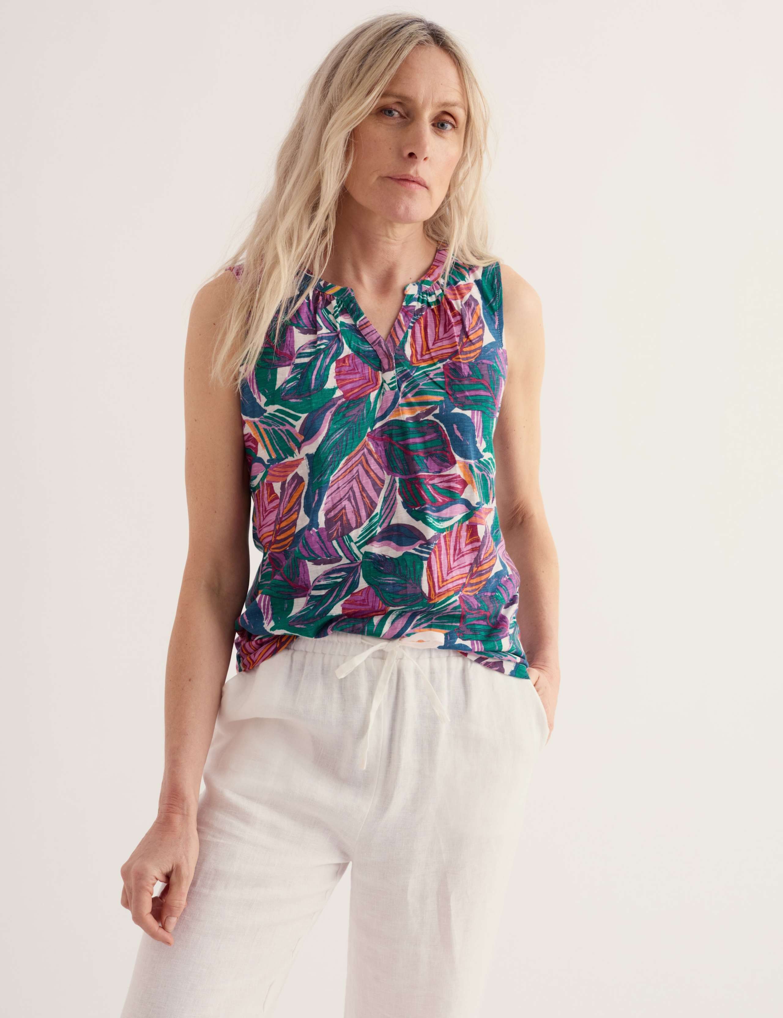 Pure Cotton Printed V-Neck Vest 3 of 5