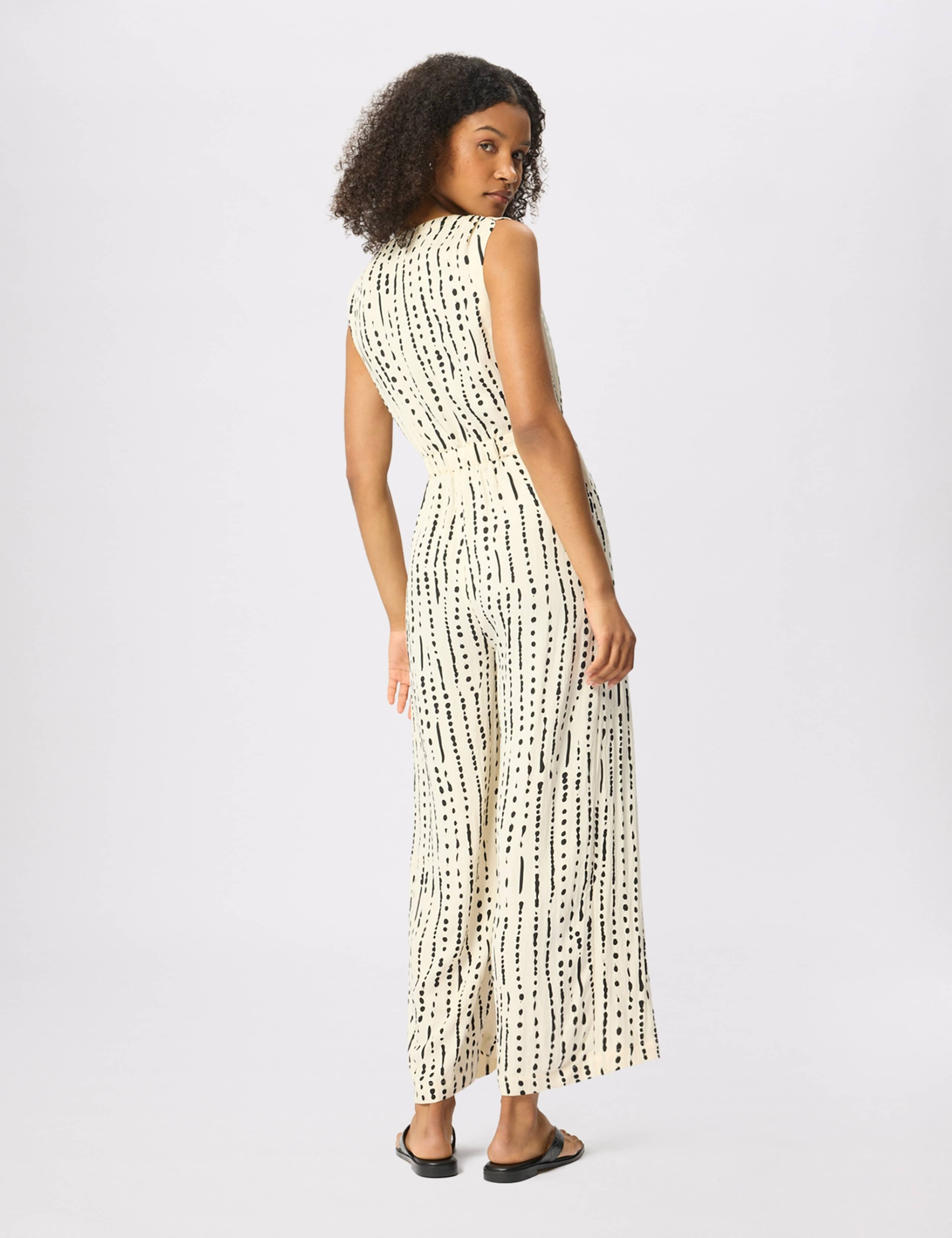 Printed Tie Detail Jumpsuit 3 of 6