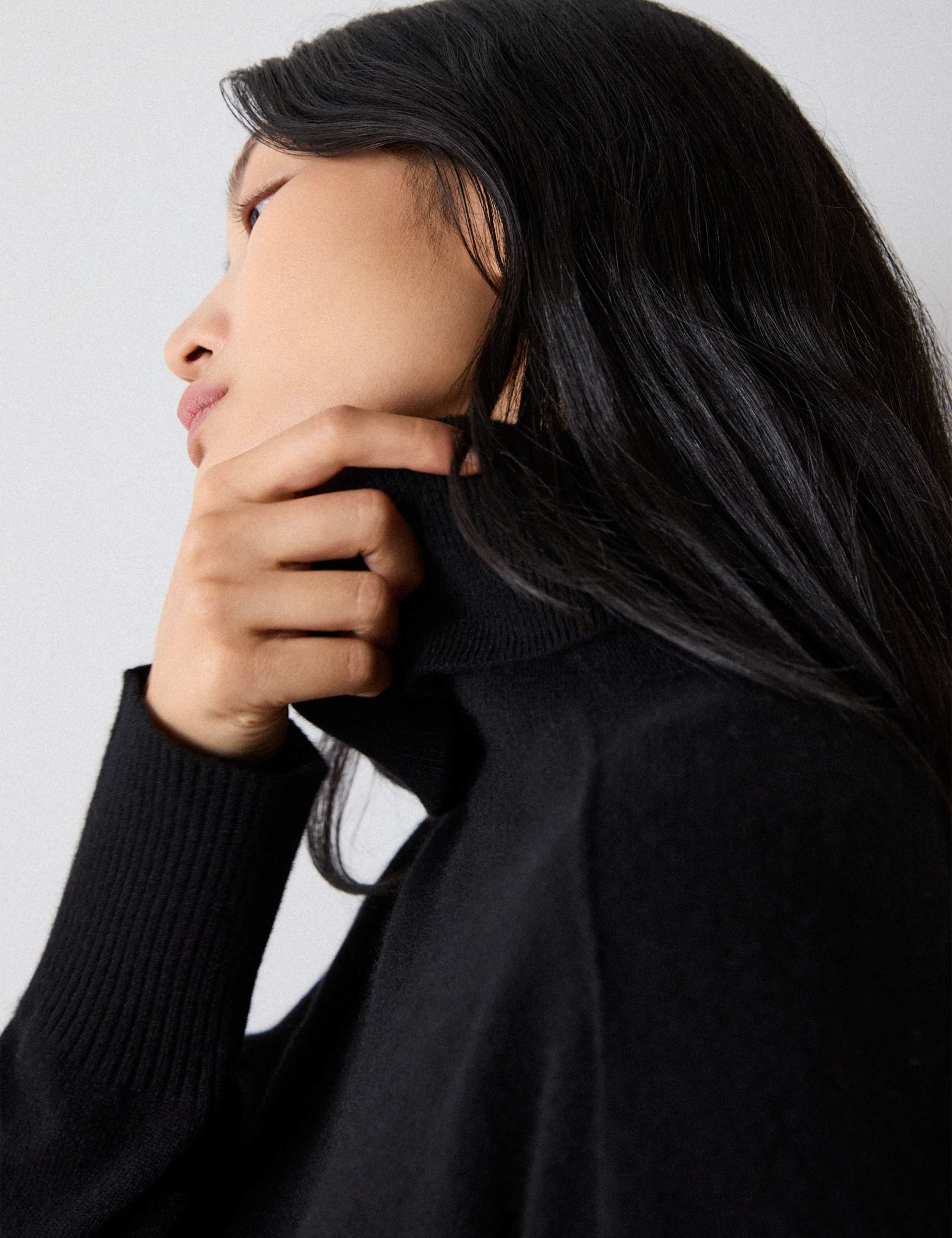 Pure Cashmere Roll Neck Seam Knitted Top 4 of 6