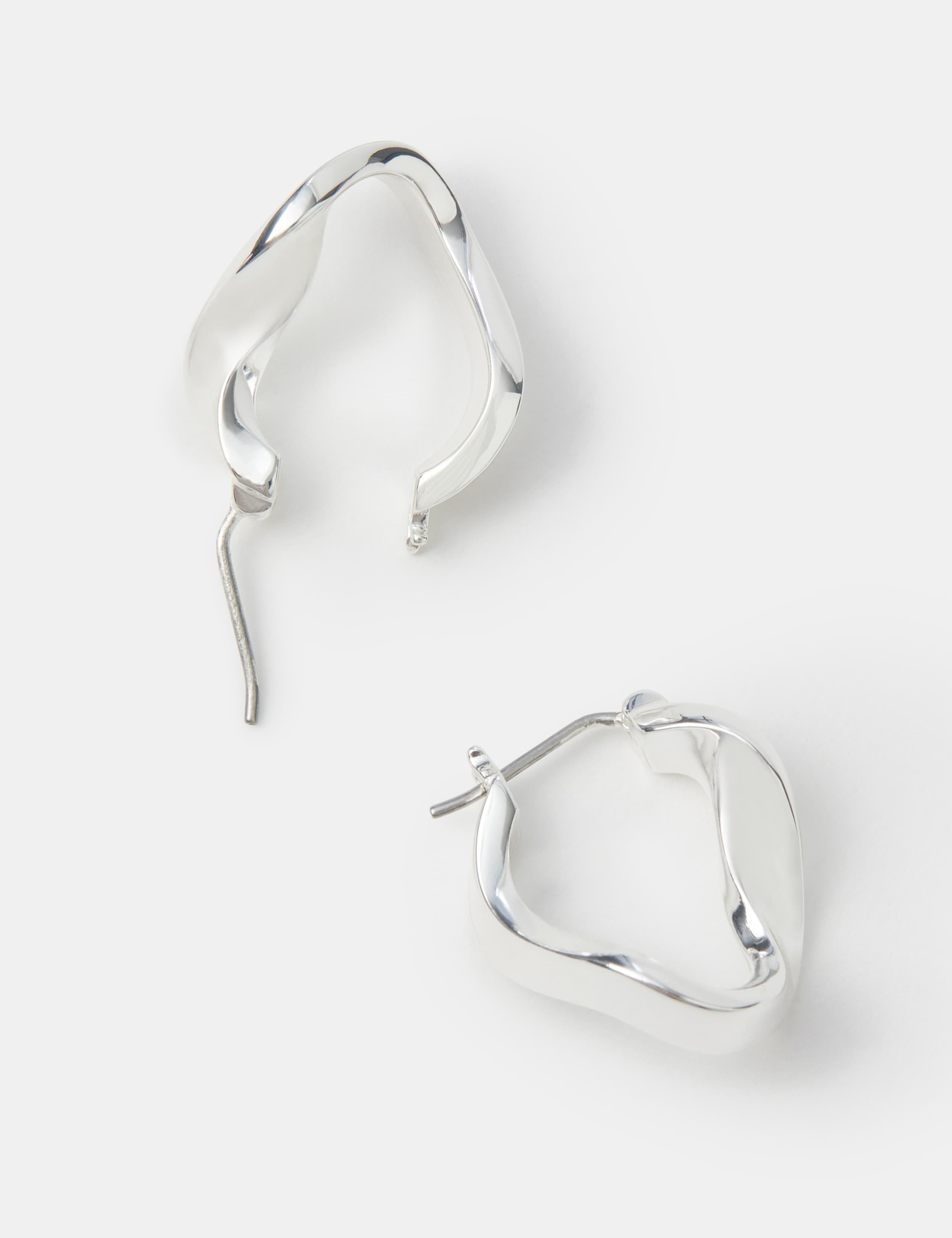 Silber Plated Molten Hoop Earrings 2 of 2