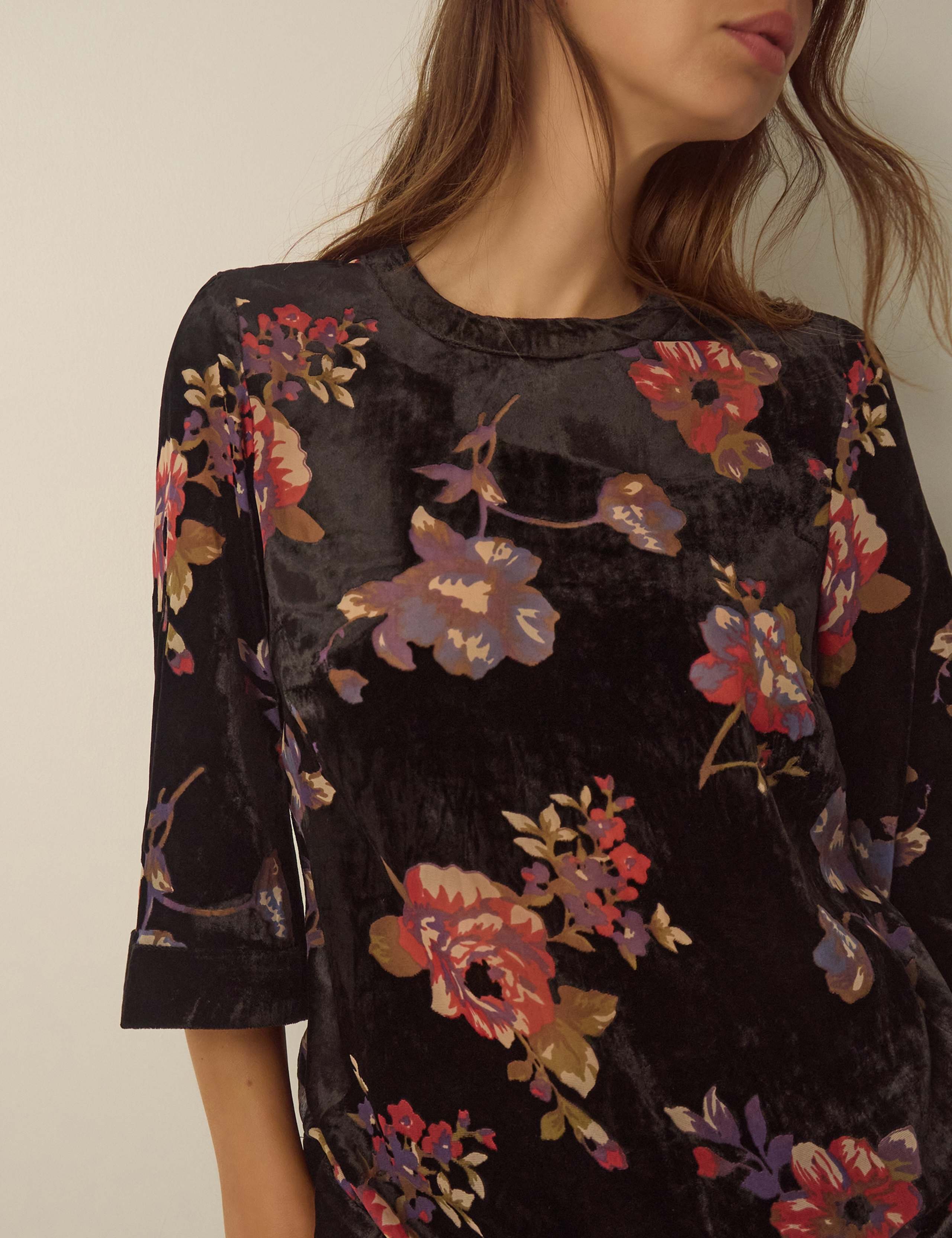 Printed Round Neck Top 4 of 4