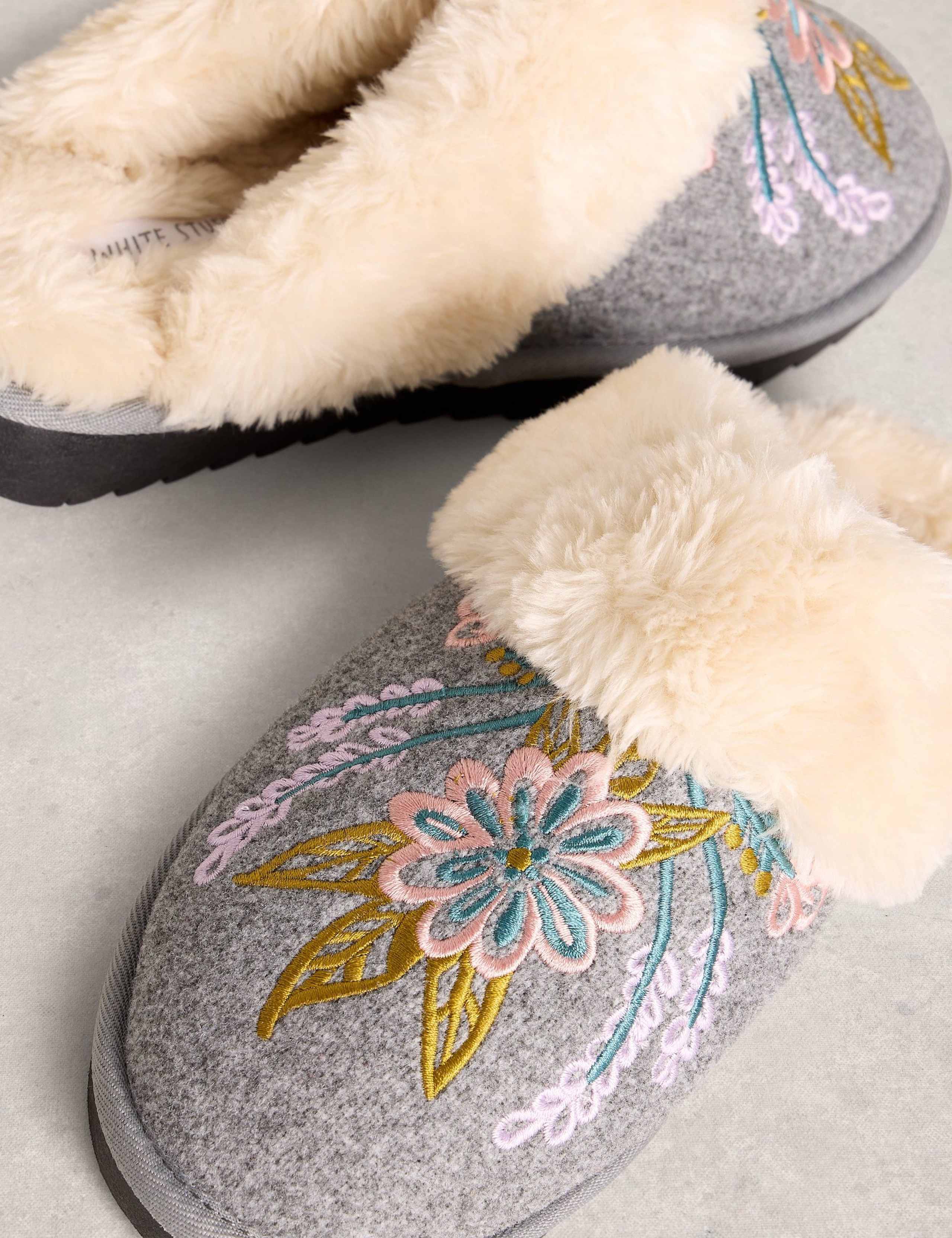Floral Faux Fur Lined Mule Slippers 3 of 4