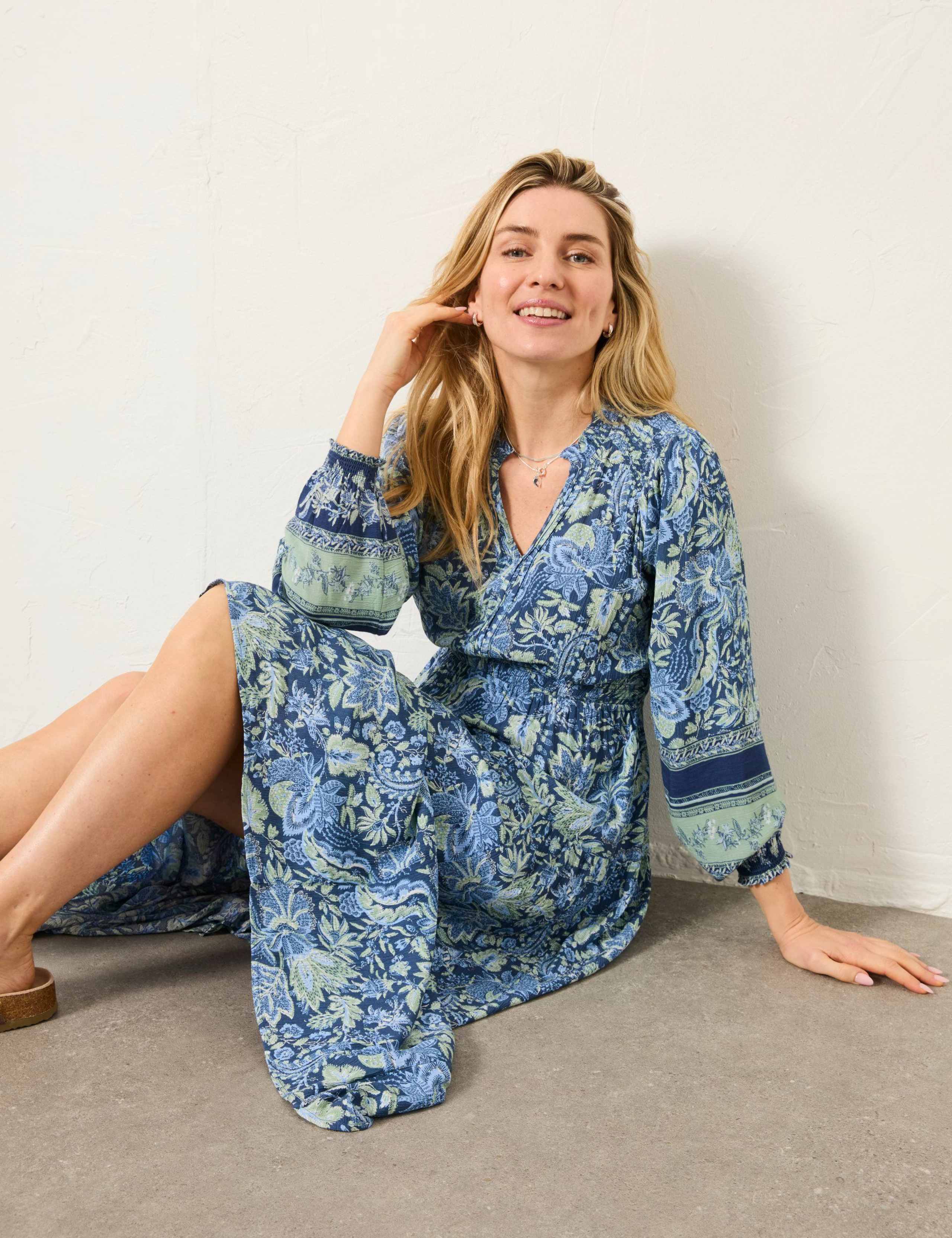 Paisley V-Neck Midi Tea Dress 5 of 9