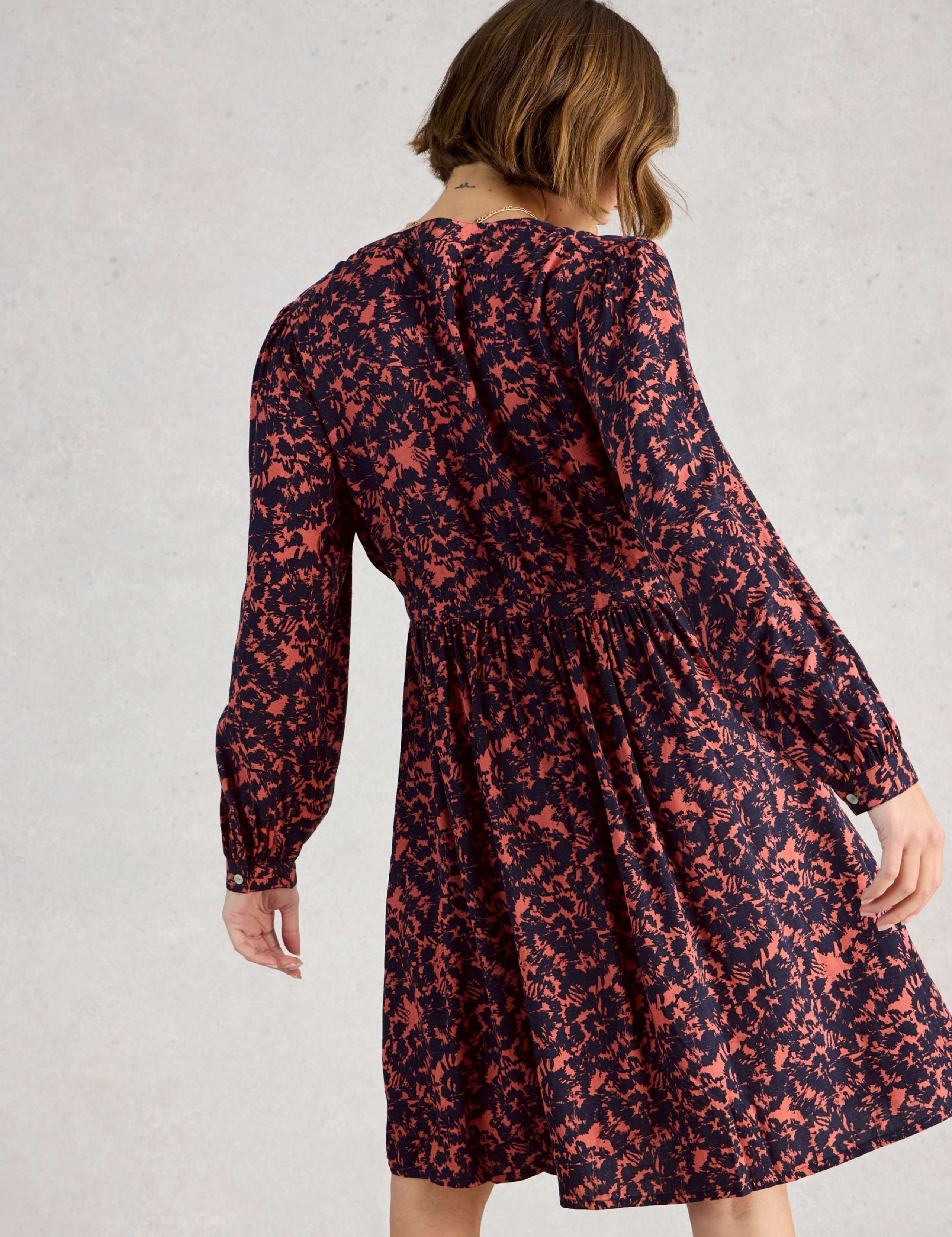 Floral V-Neck Button Through Tea Dress 4 of 6