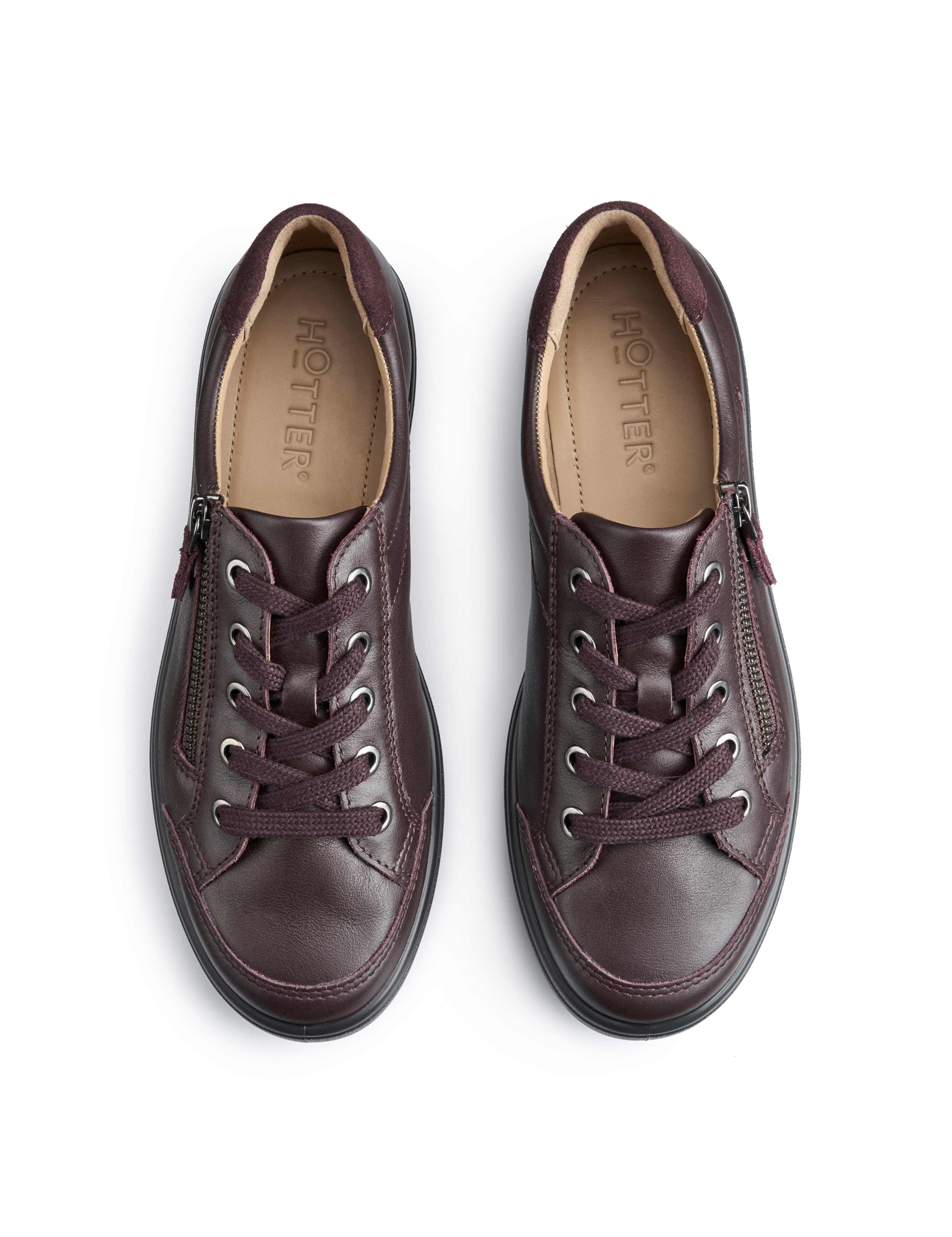 Chase II Leather Lace Up Trainers 3 of 4