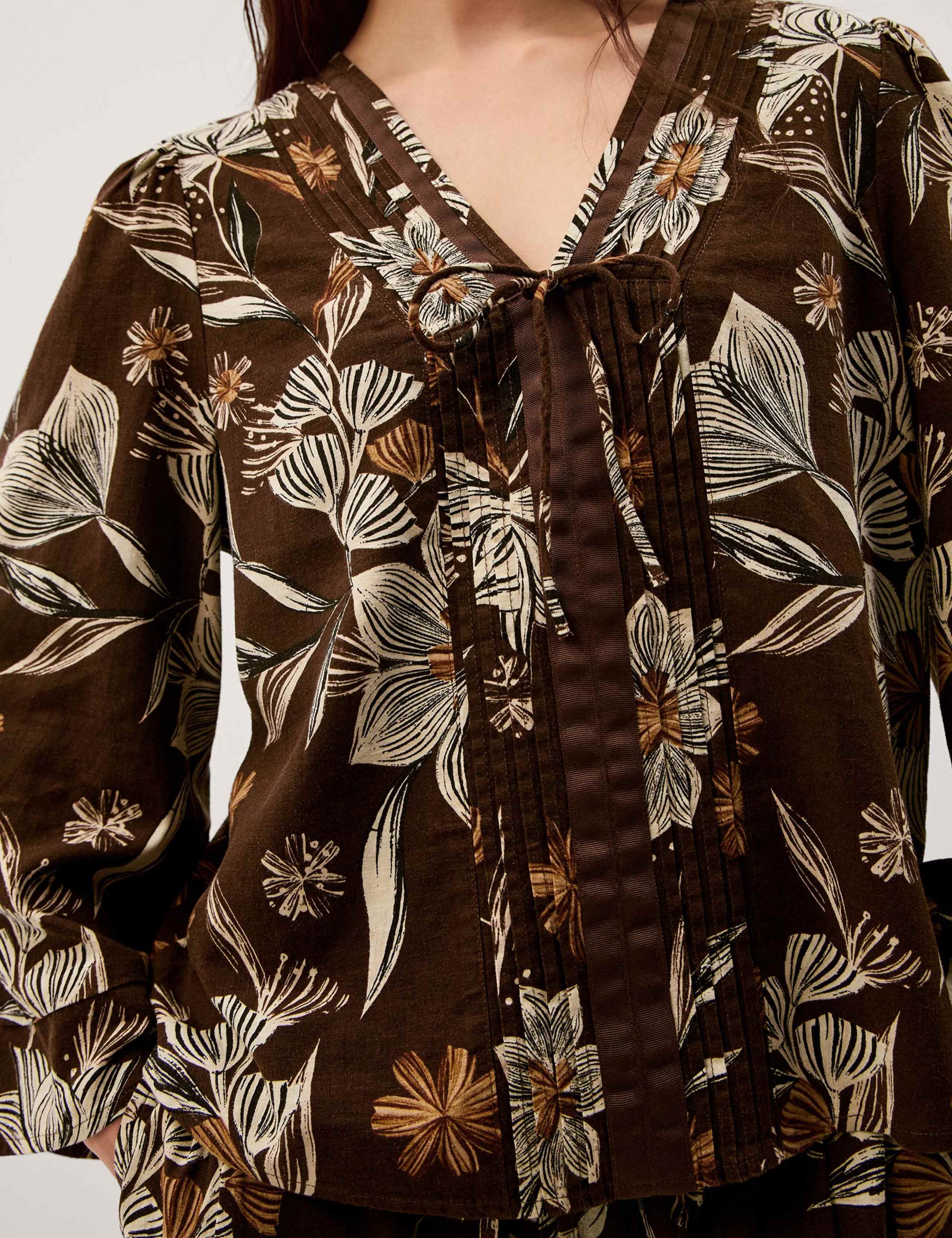 Linen Rich Floral V-Neck Tie Detail Blouse 6 of 6