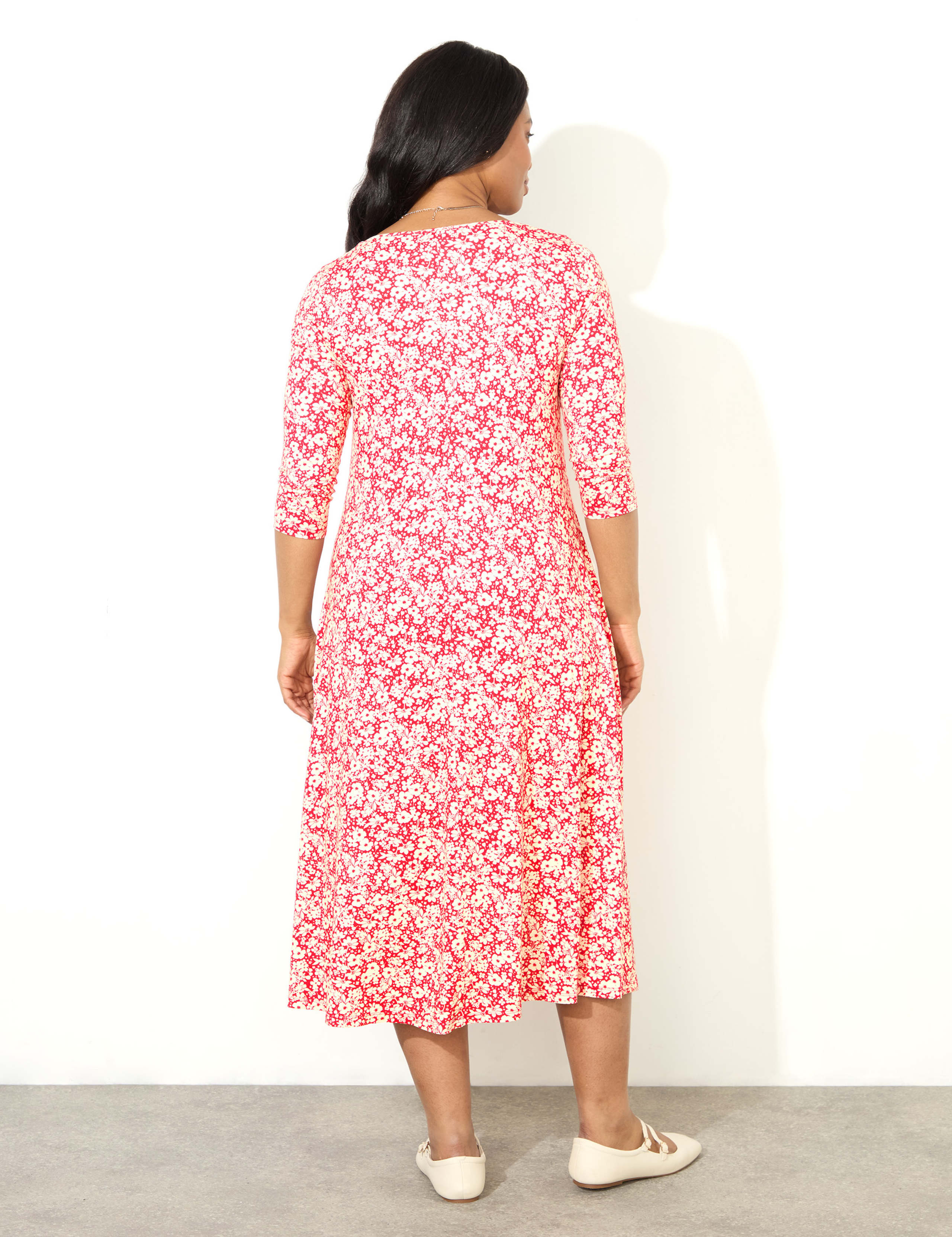 Jersey Ditsy Floral V-Neck Midi Swing Dress 3 of 4