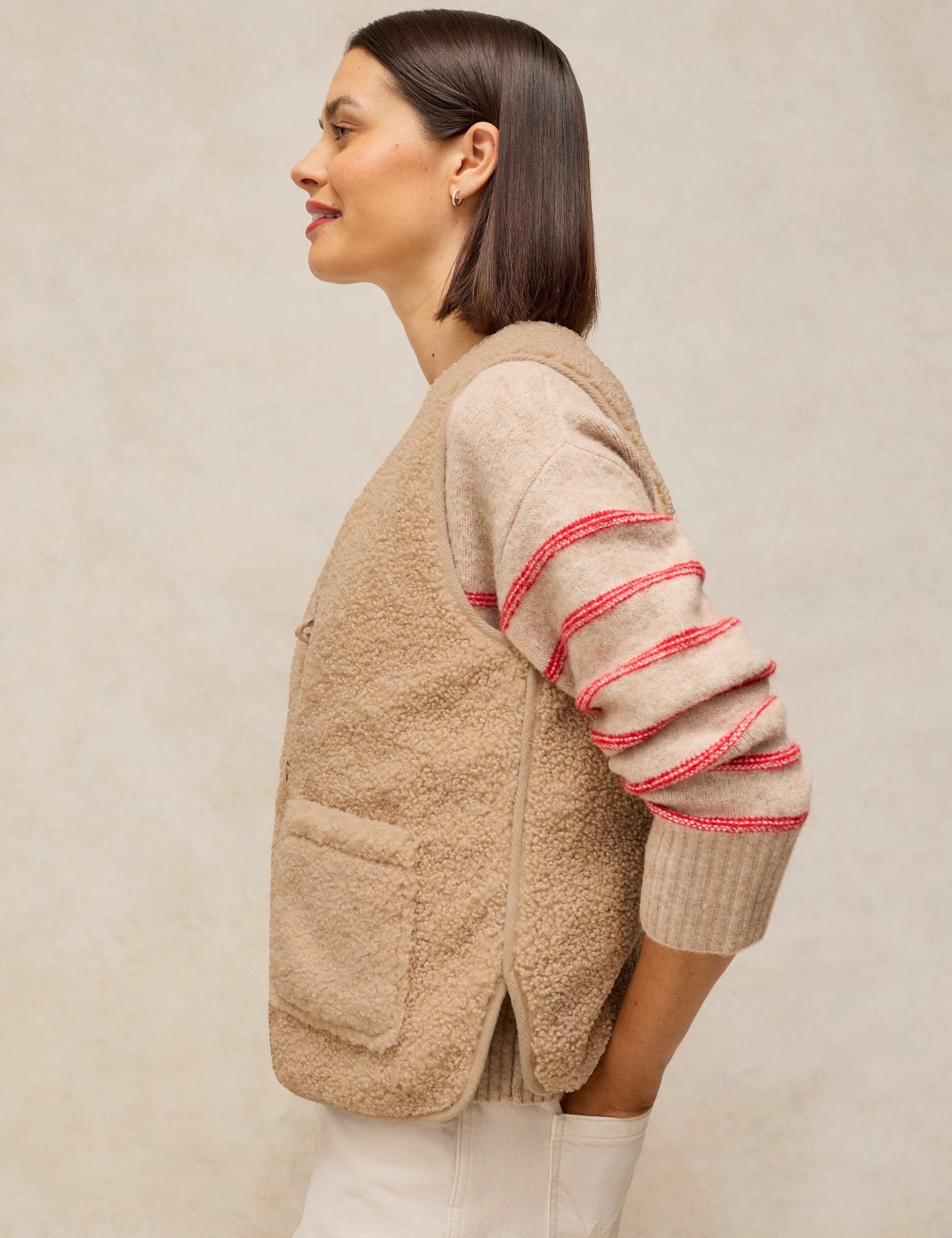 Fleece Reversible Quilted Gilet 5 of 7