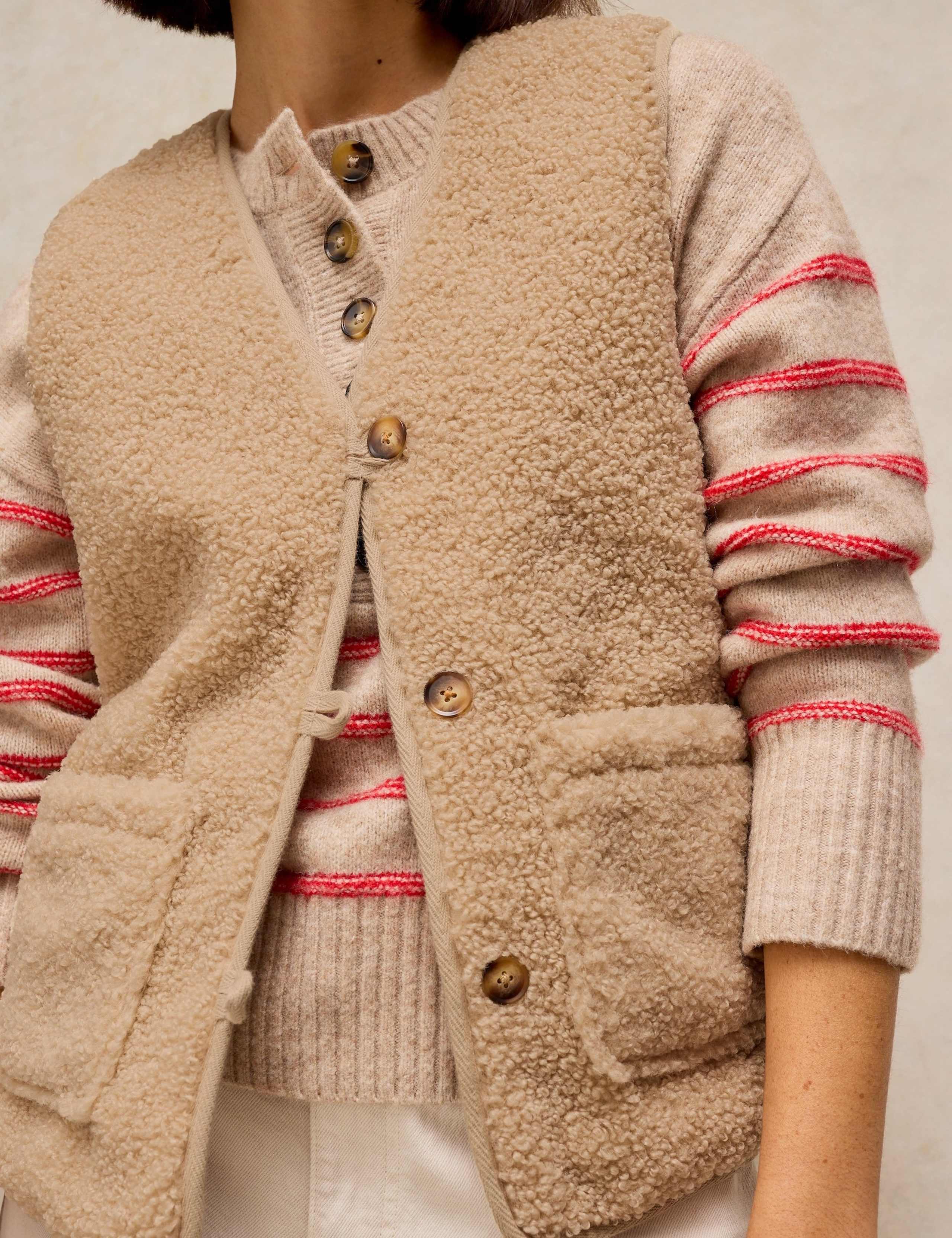 Fleece Reversible Quilted Gilet 6 of 7