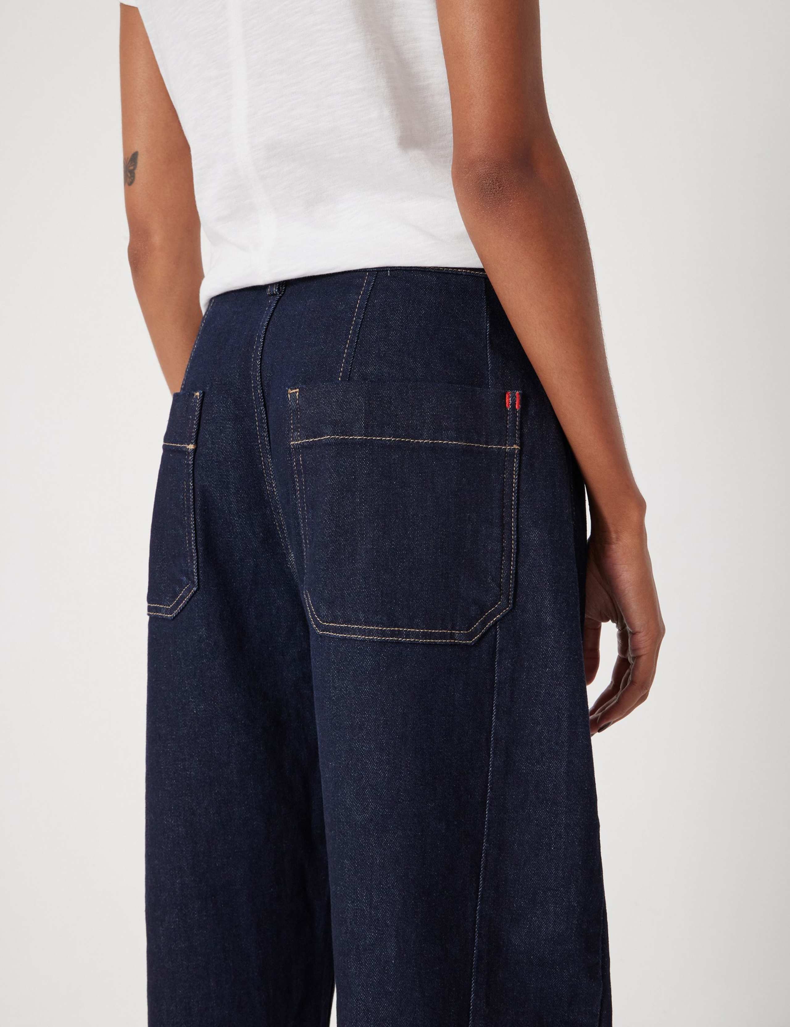 Mid Rise Barrel Jeans 7 of 7