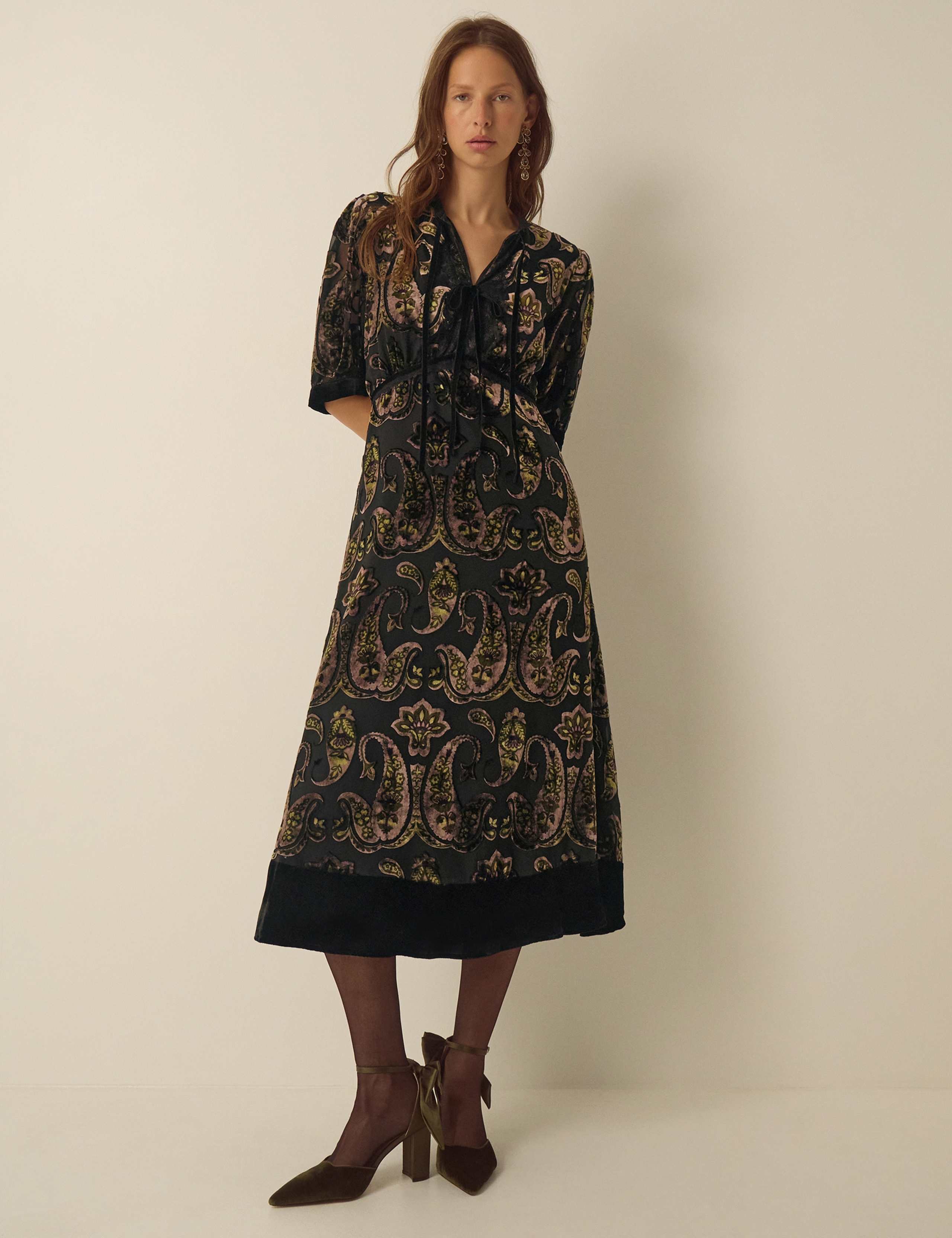 Printed Devoree Tie Detail Midi Dress 3 of 5