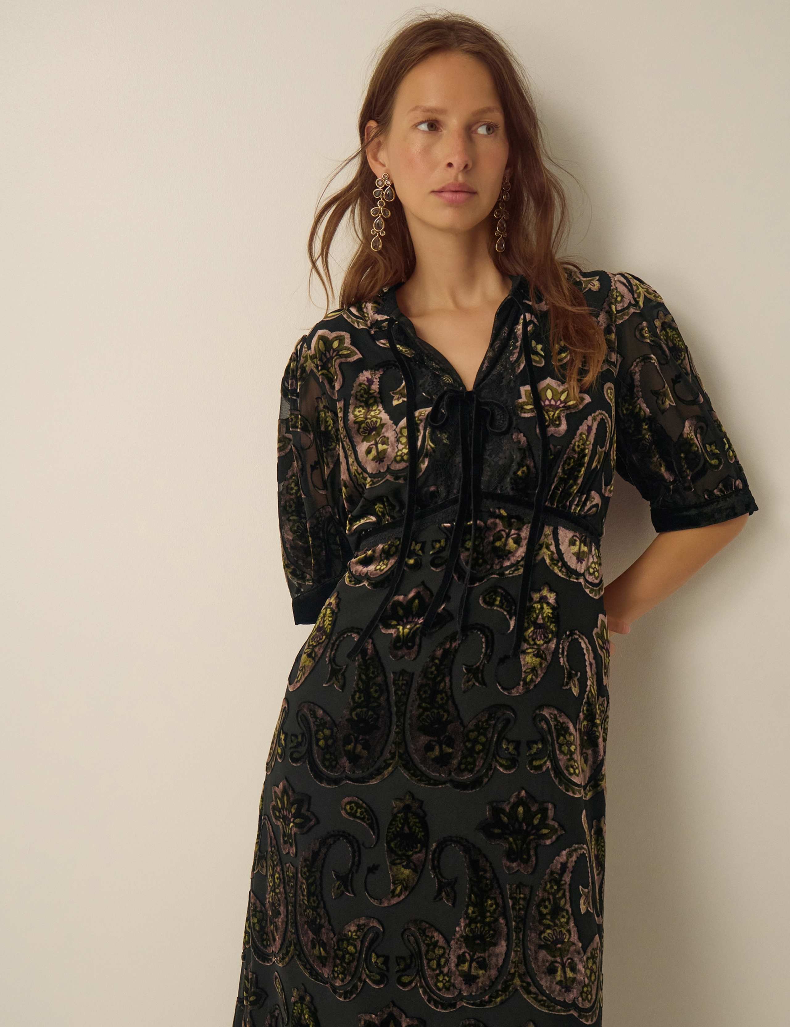 Printed Devoree Tie Detail Midi Dress 4 of 5