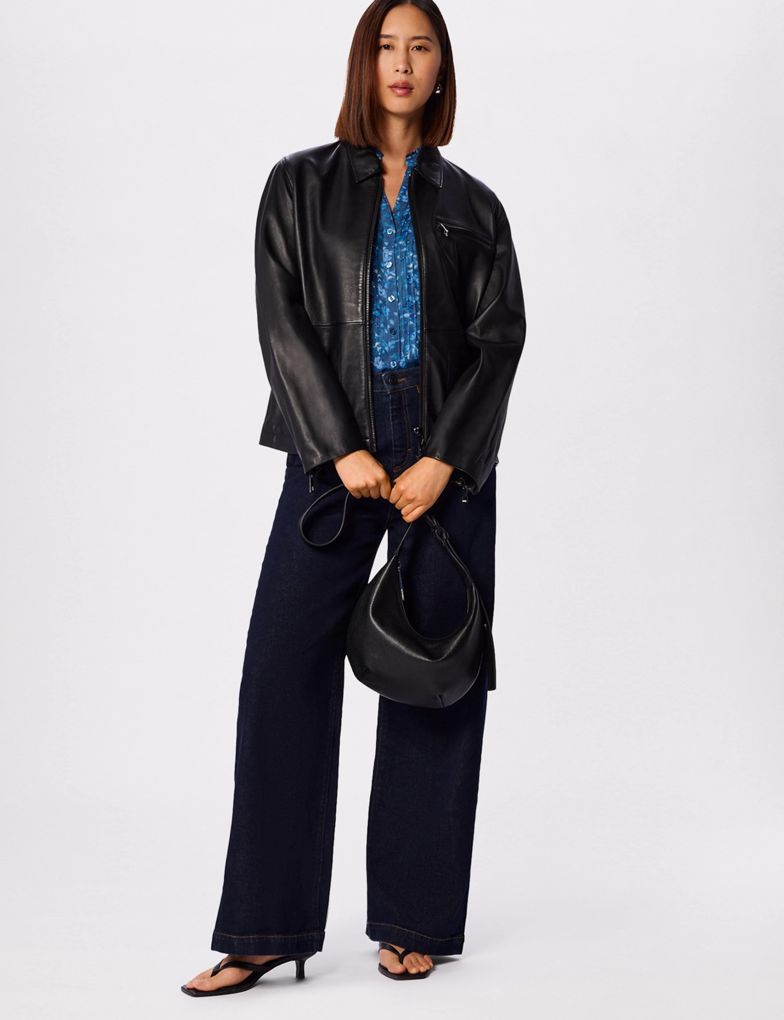 Floral Textured V-Neck Pintuck Blouse 3 of 6