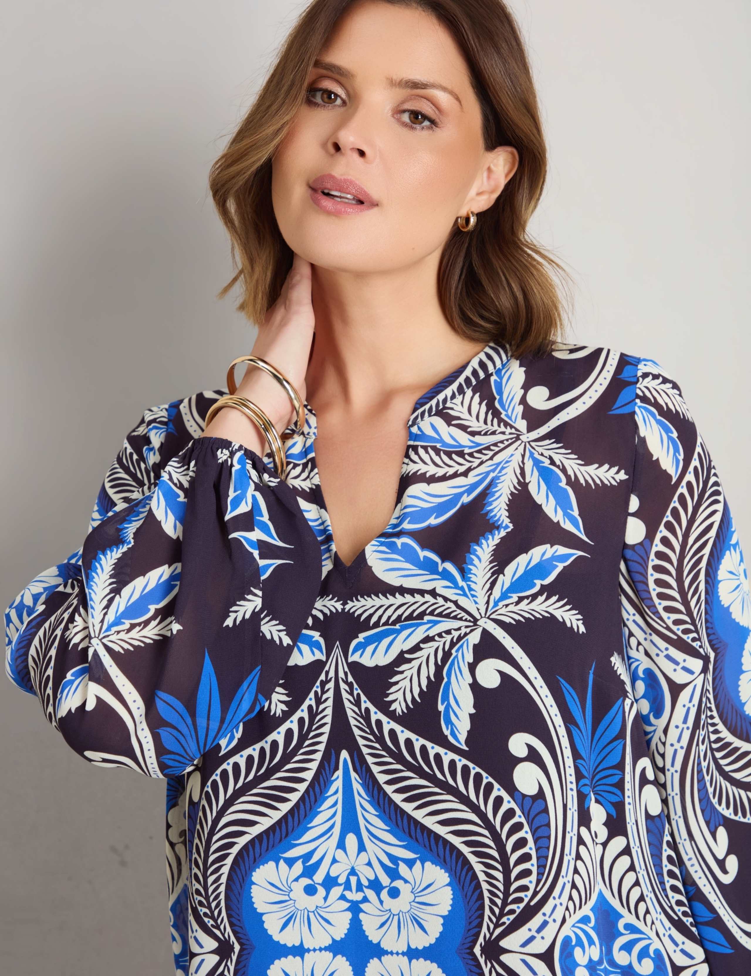 Printed Notch Neck Blouson Sleeve Blouse 3 of 4