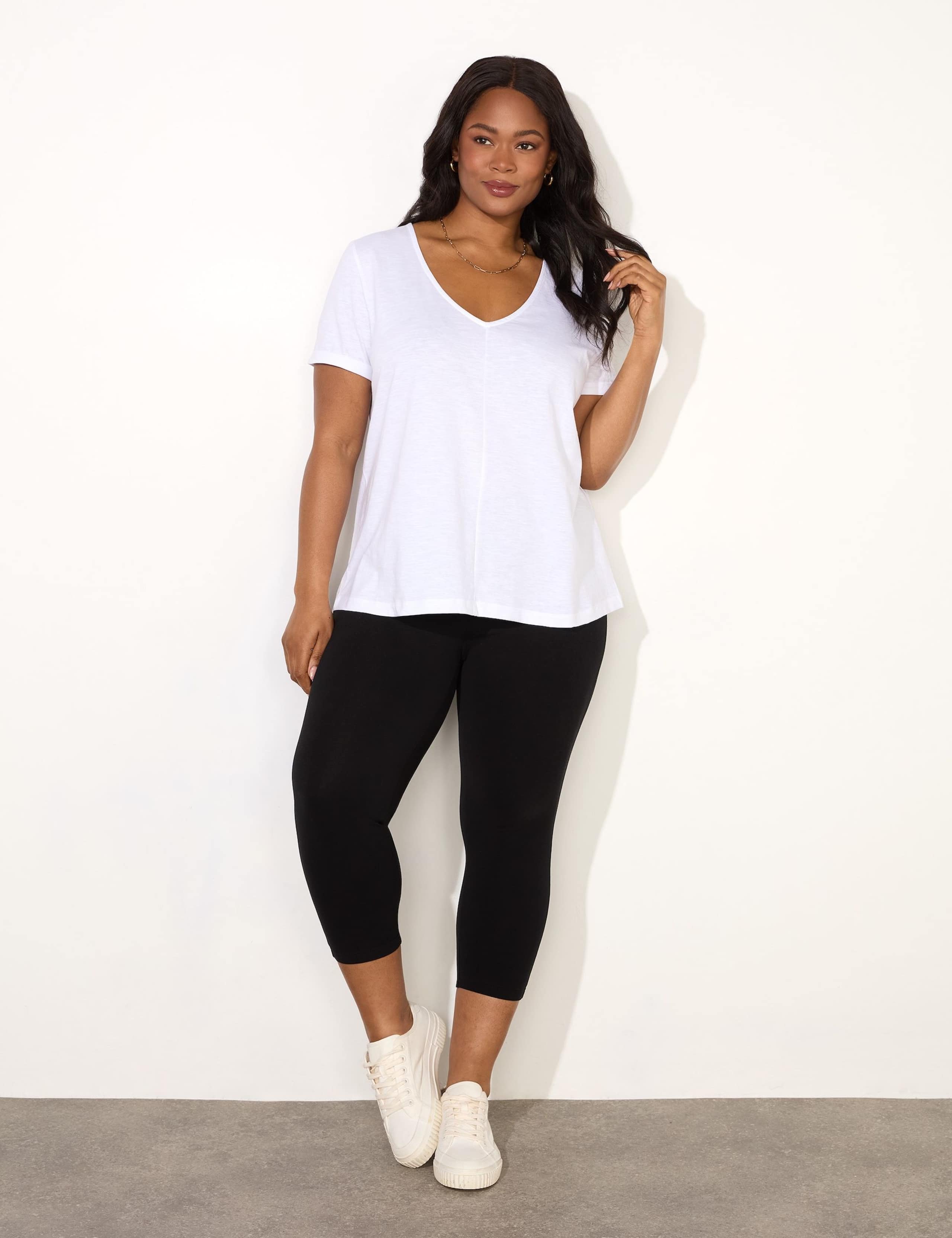 Cotton Rich High Waisted Cropped Leggings 2 of 3