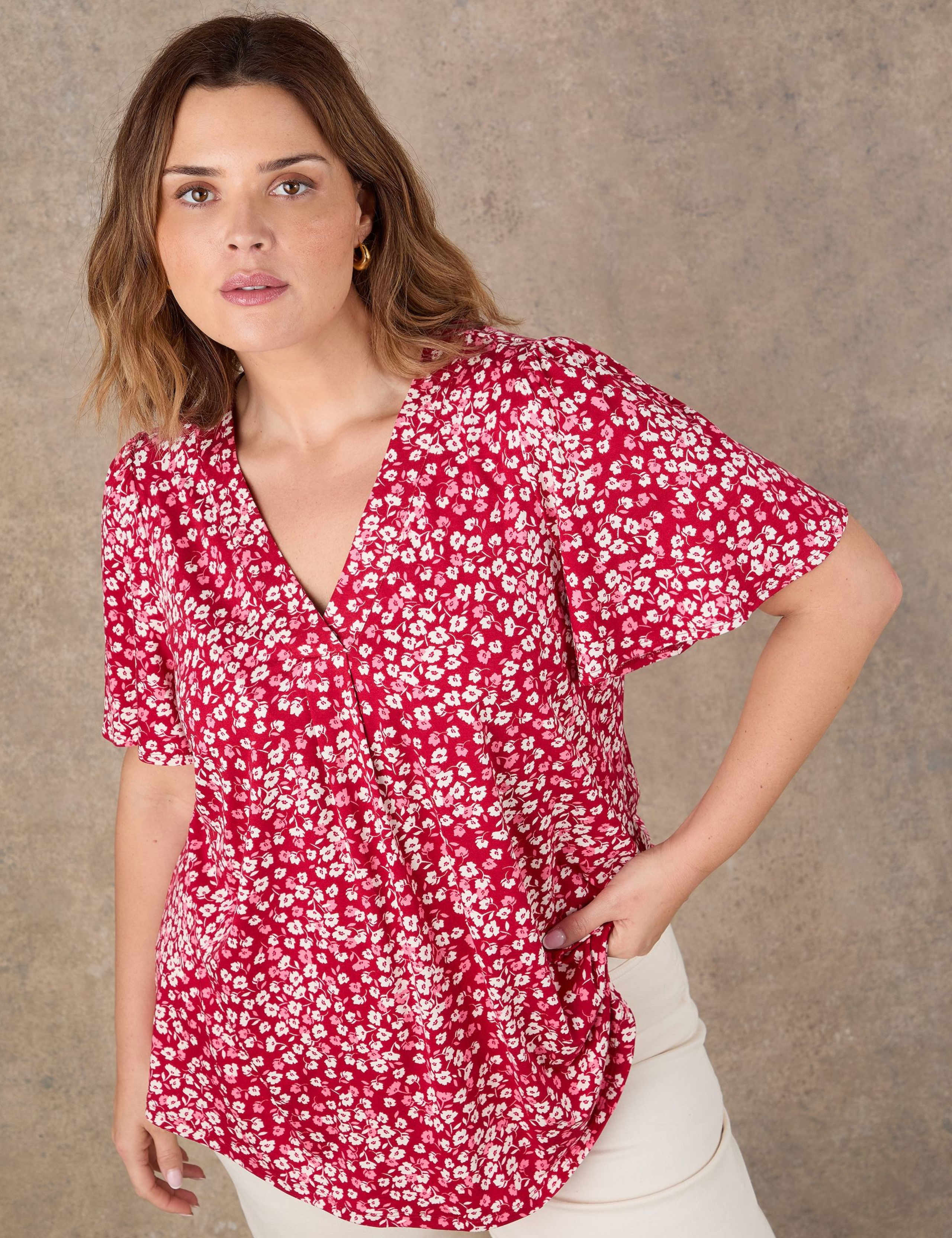 Ditsy Floral V-Neck Pleat Detail Top 3 of 4