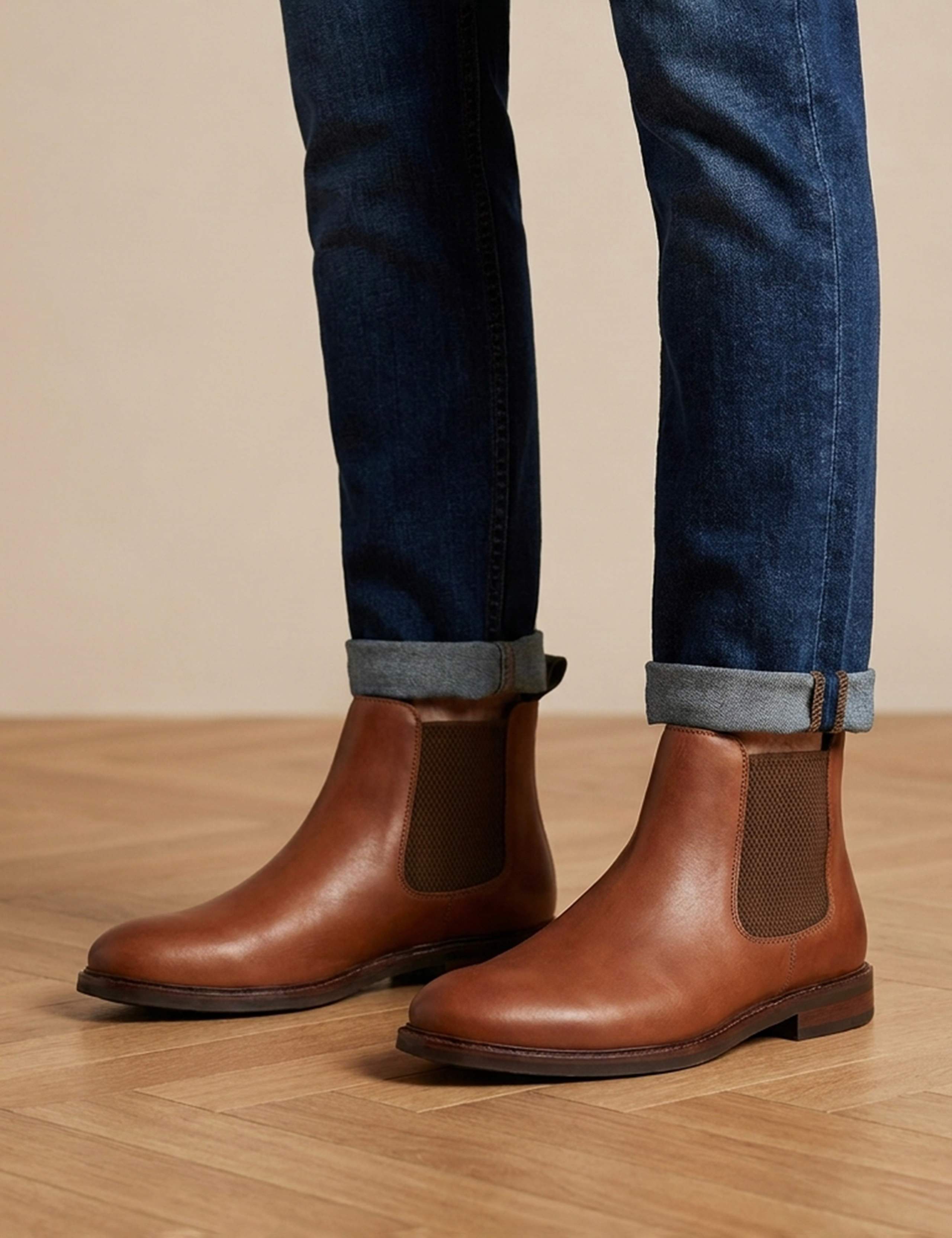 Wide Fit Leather Pull On Chelsea Boots 2 of 6