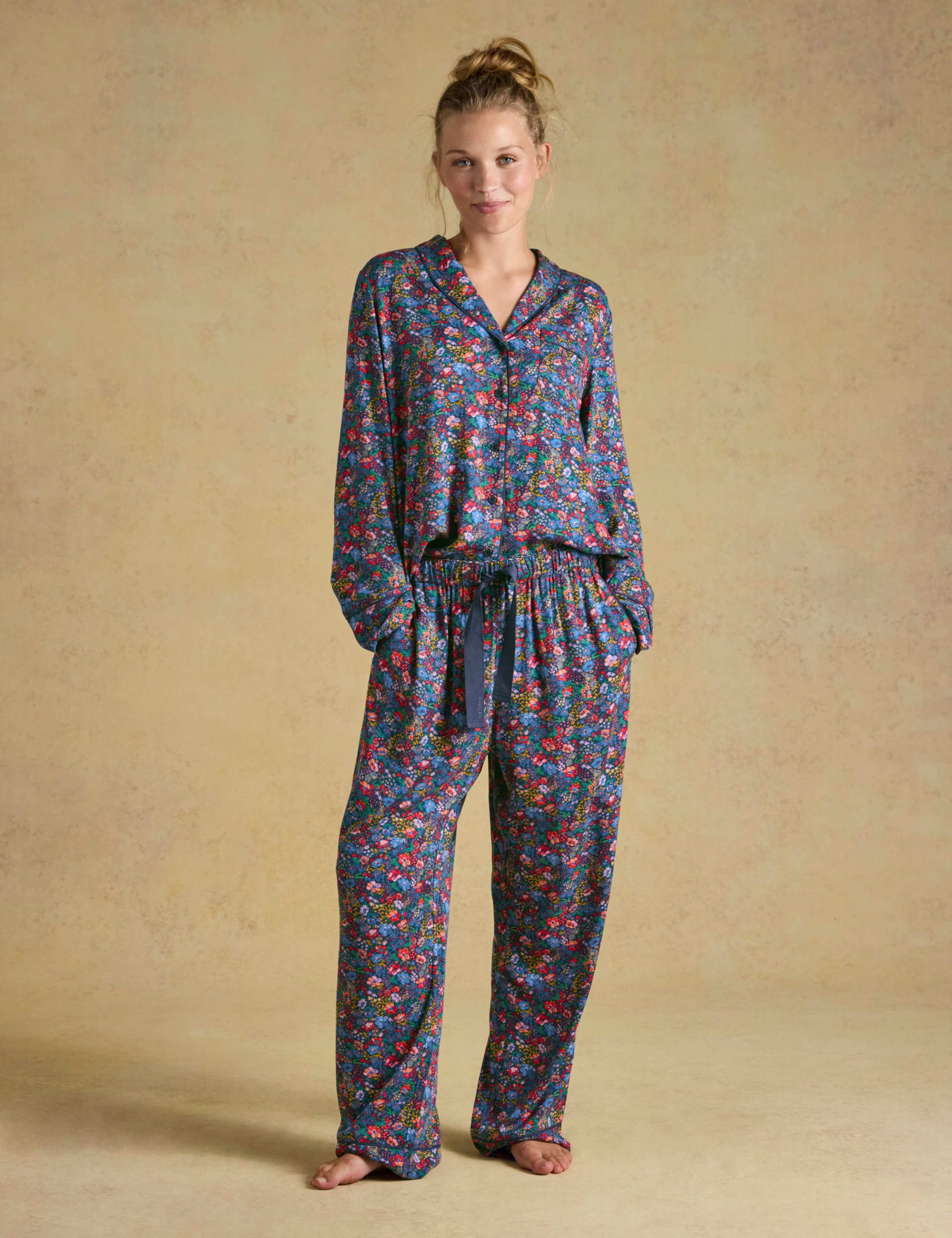 Floral Pyjama Set 1 of 10