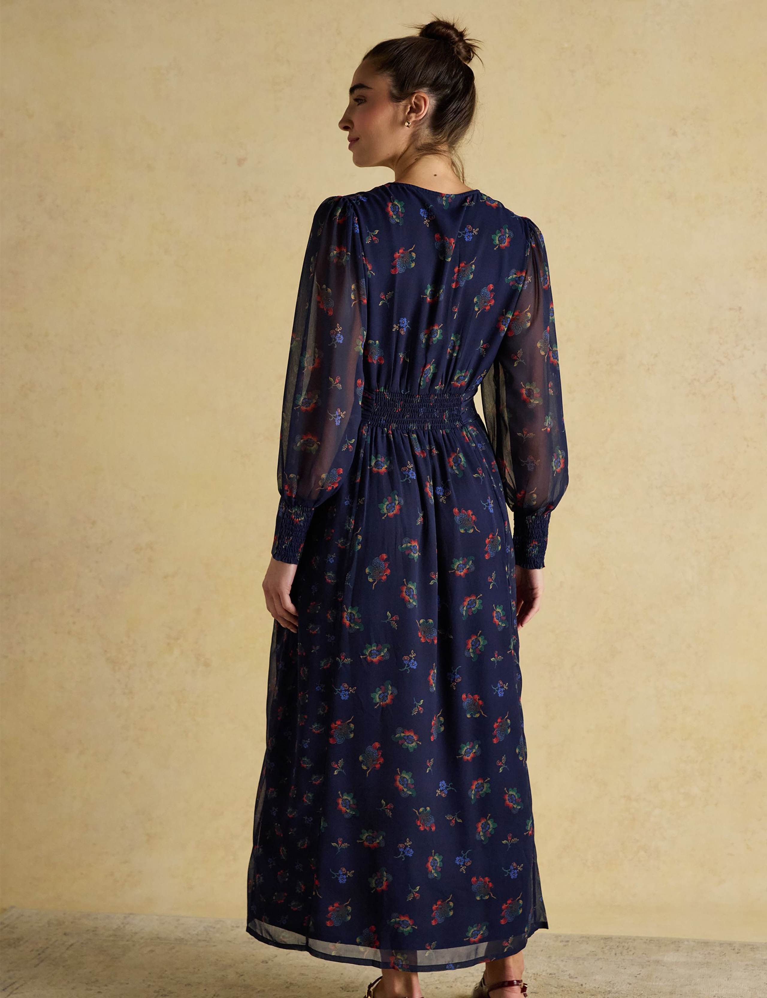 Floral V-Neck Midaxi Wrap Dress 4 of 9