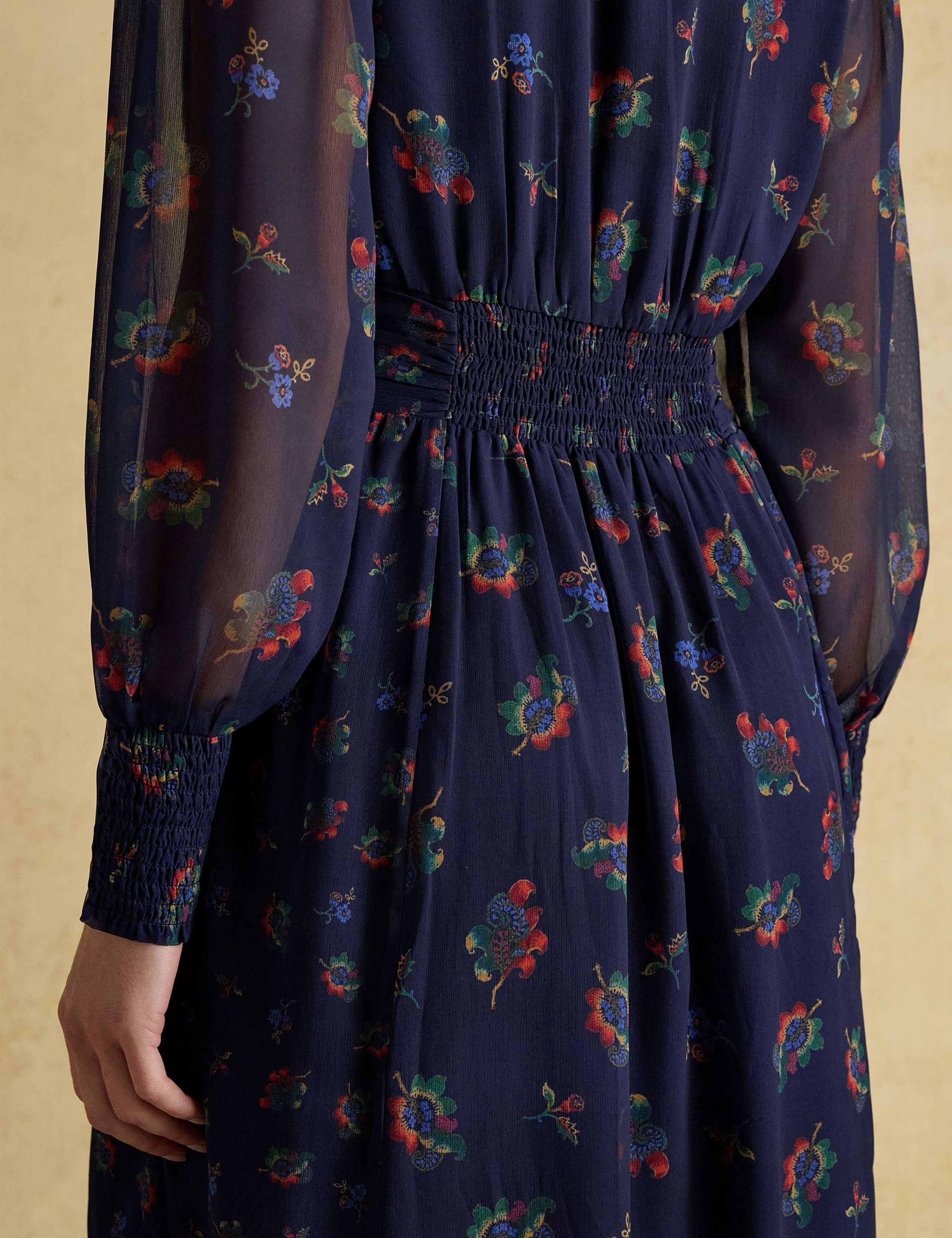 Floral V-Neck Midaxi Wrap Dress 6 of 9