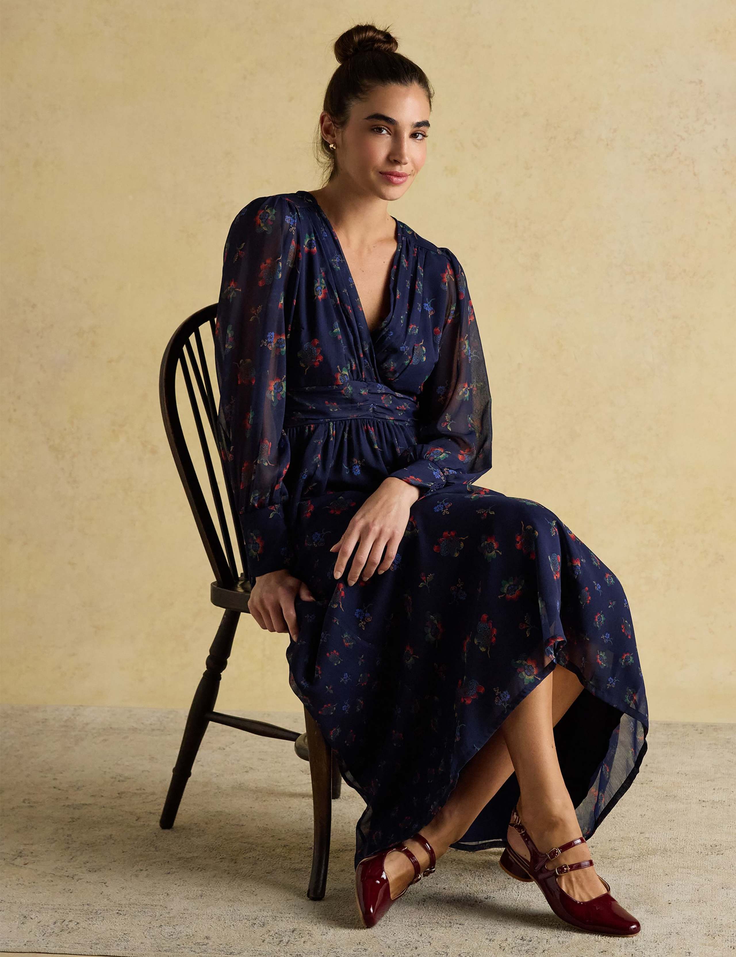 Floral V-Neck Midaxi Wrap Dress 9 of 9