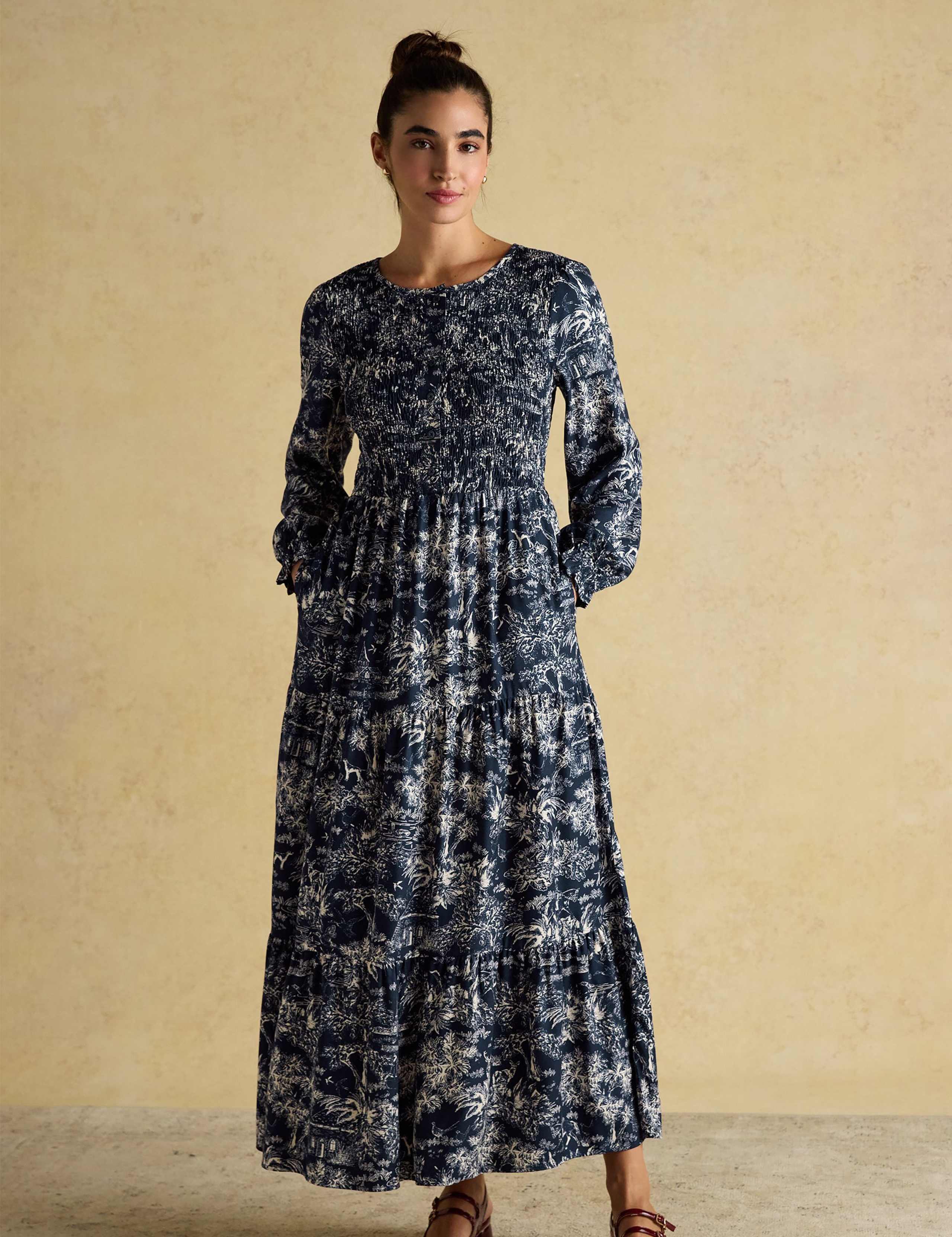 Printed Round Neck Midaxi Tiered Dress 1 of 9