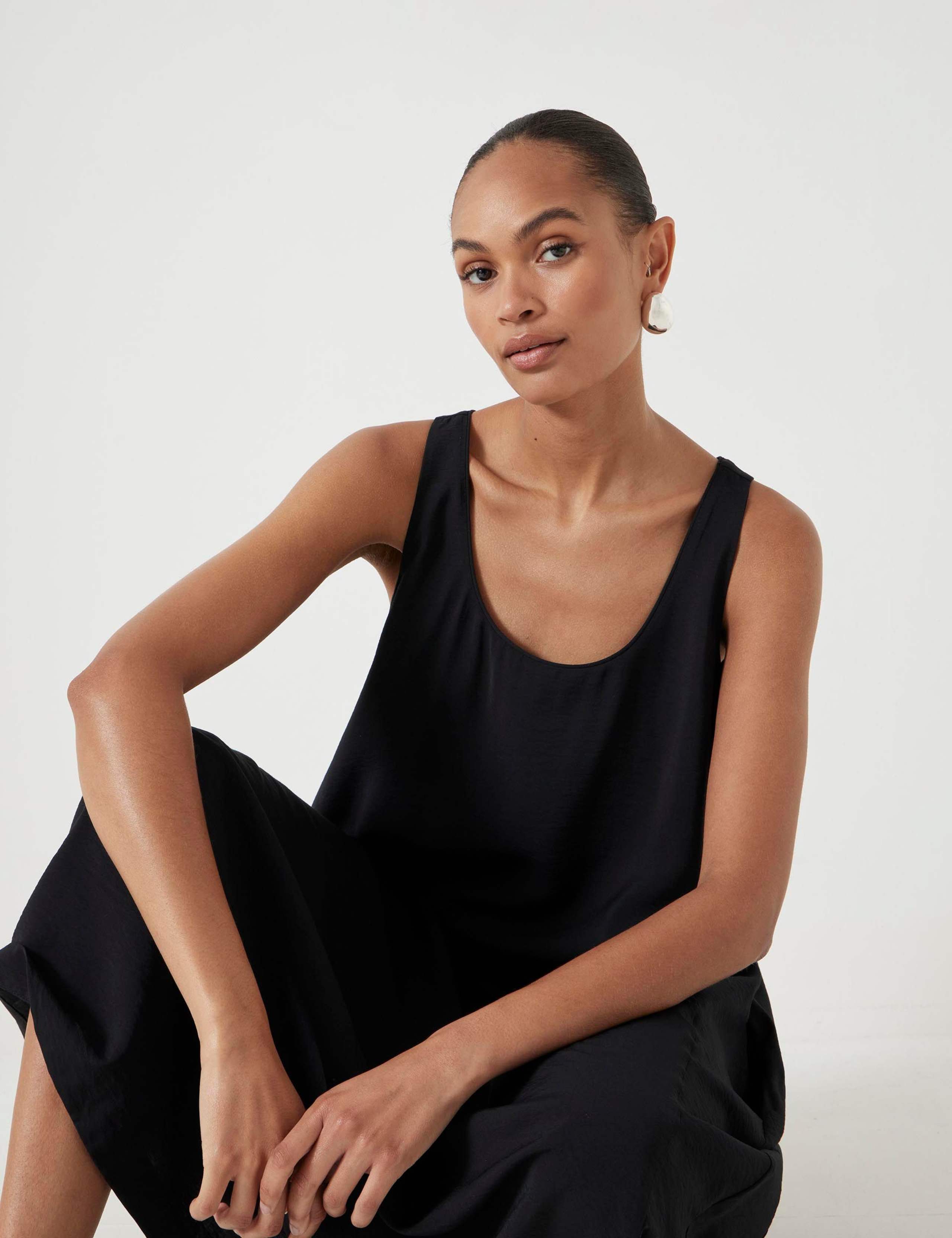 Scoop Neck Maxi Column Dress 5 of 5