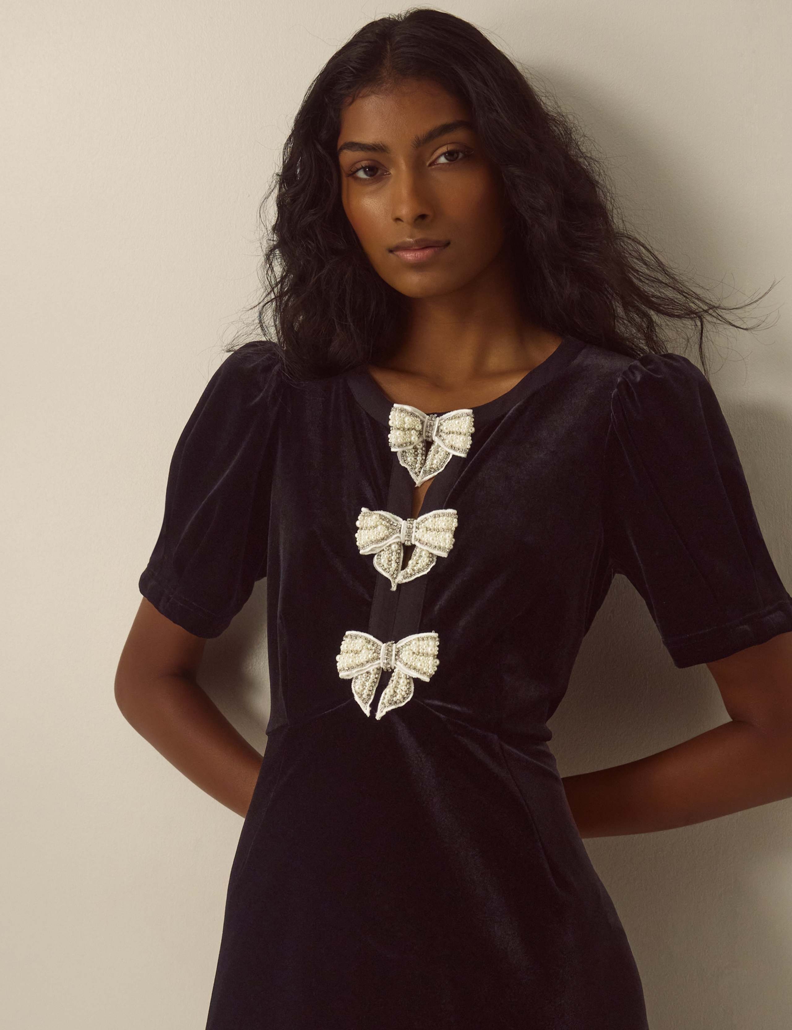 Velvet Puff Sleeve Bow Detail Scoop Neck Midi Tea Dress 5 of 6