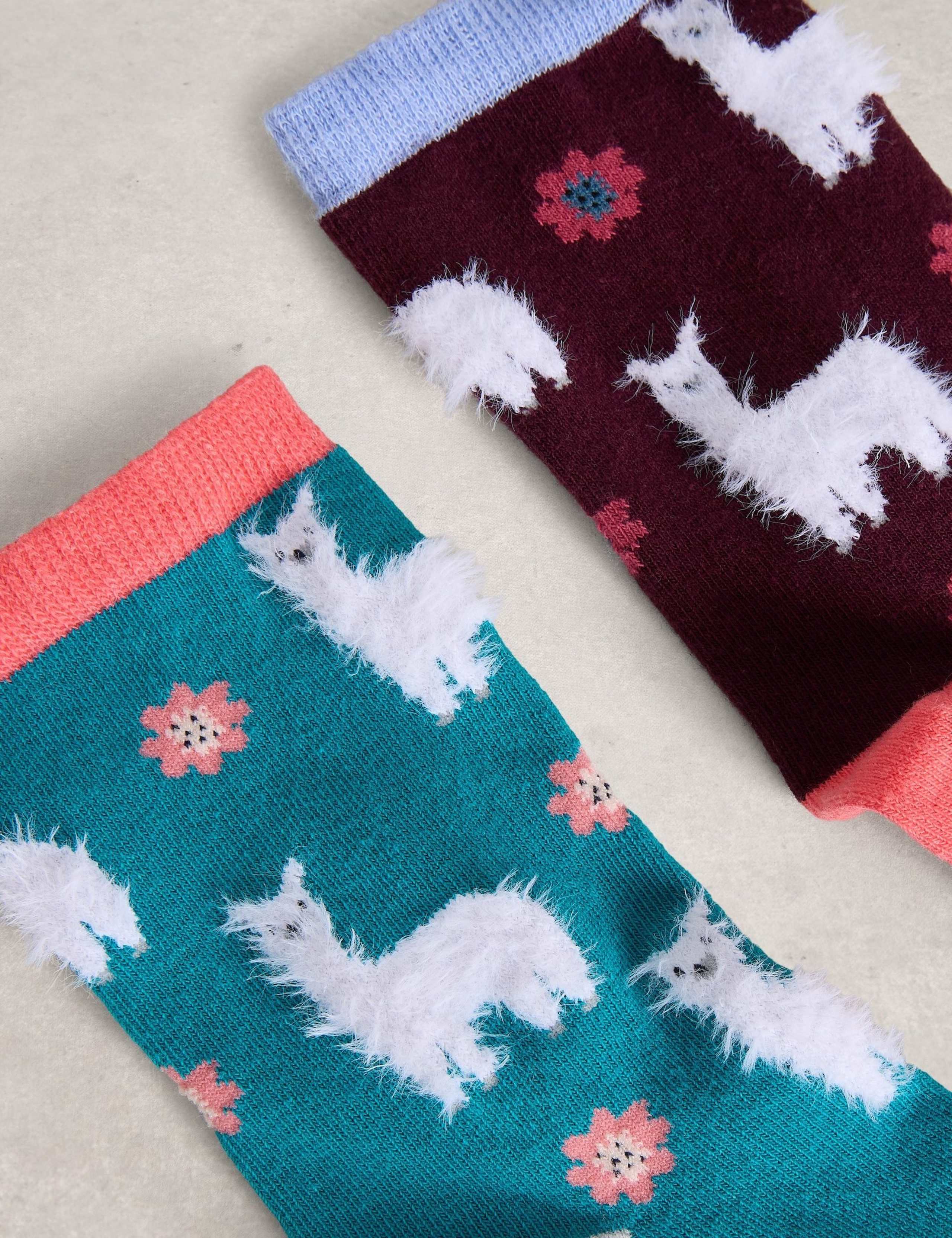 2pk Cotton Rich Llama Fluffy Socks 2 of 2