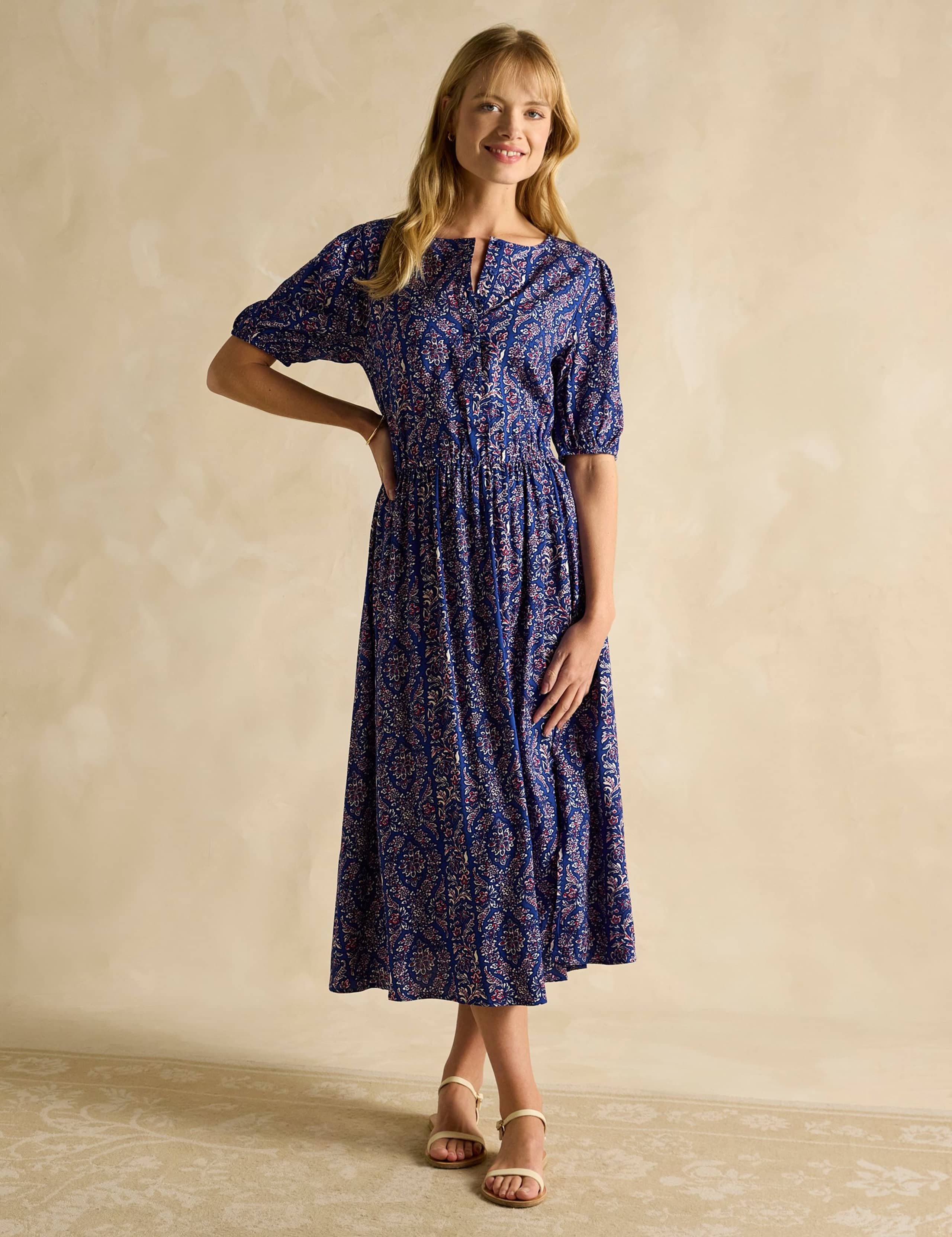 Printed Round Neck Midaxi Waisted Dress 3 of 6