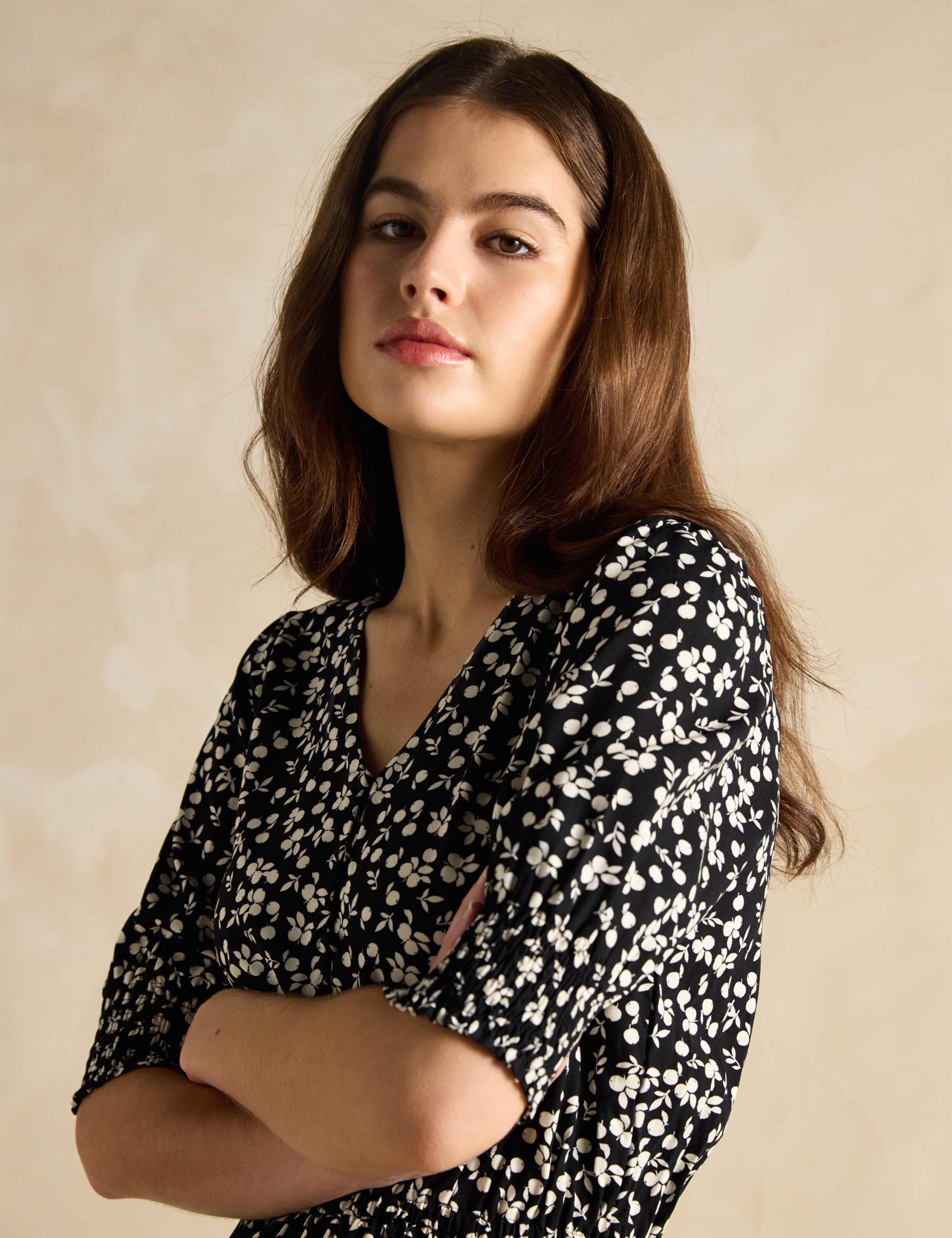 Floral V-Neck Midi Waisted Dress 5 of 6